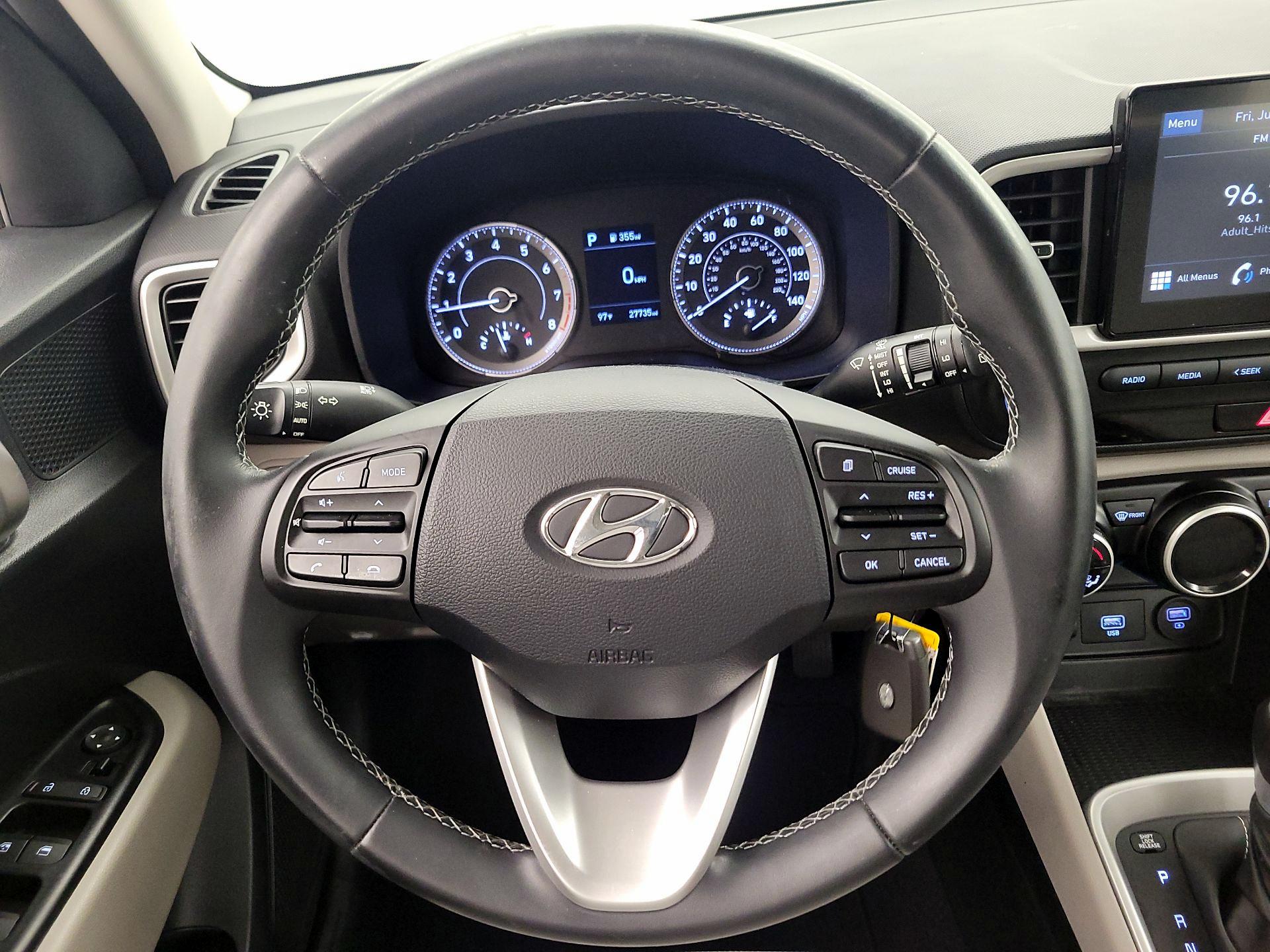 Thumbnail: 2021 Hyundai Venue - 10