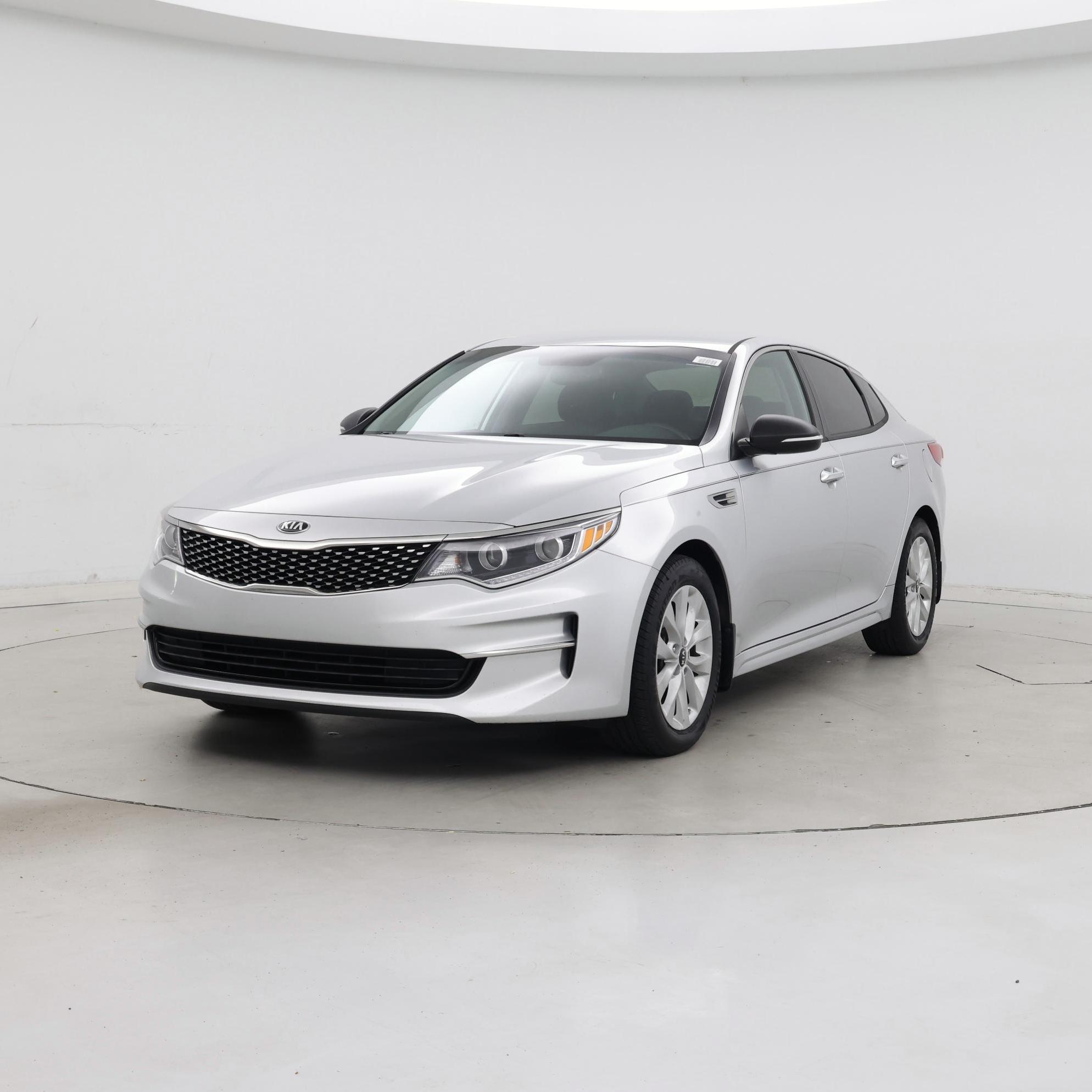 Thumbnail: 2017 Kia Optima - 4