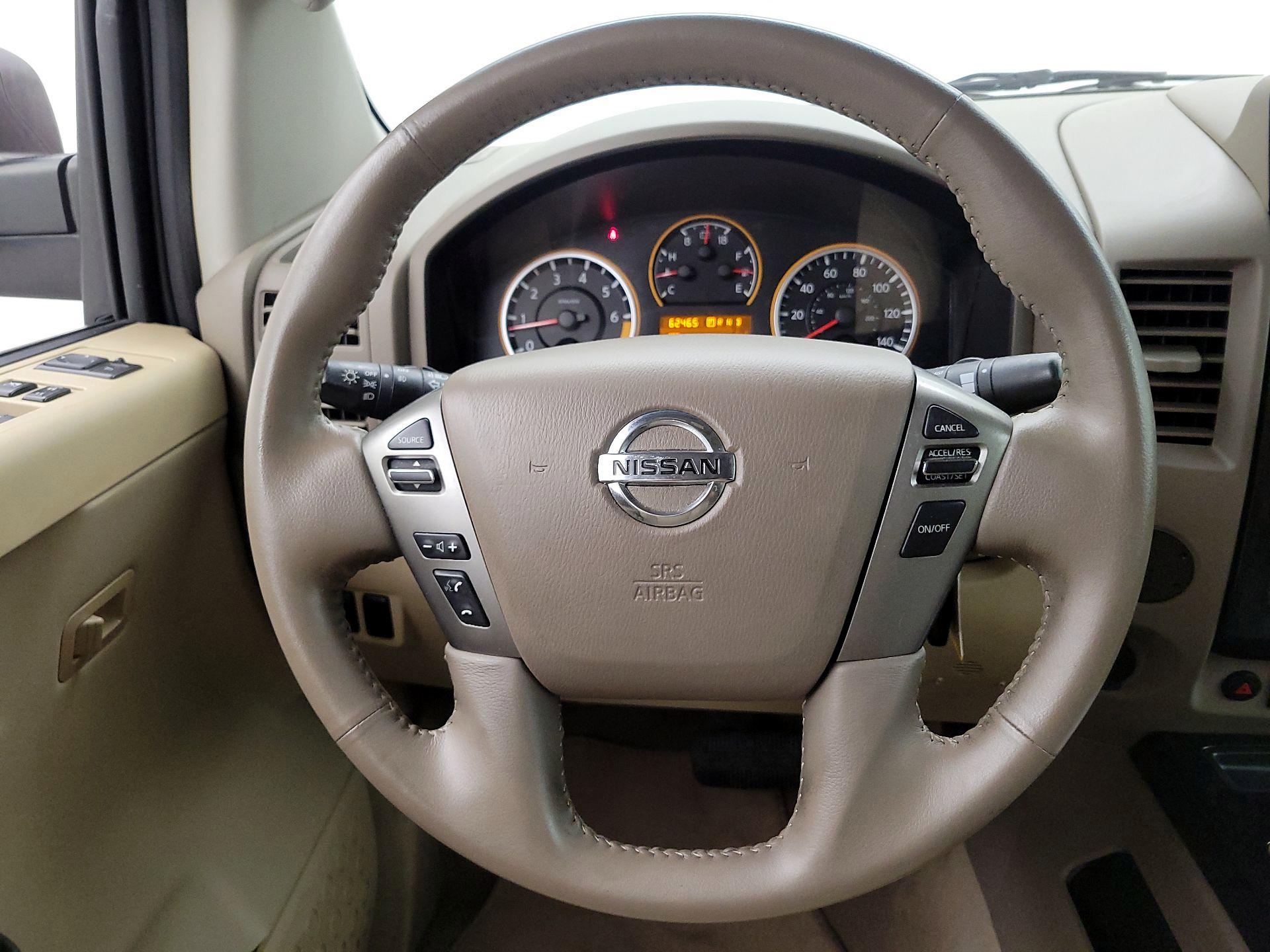 Thumbnail: 2013 Nissan Titan - 10