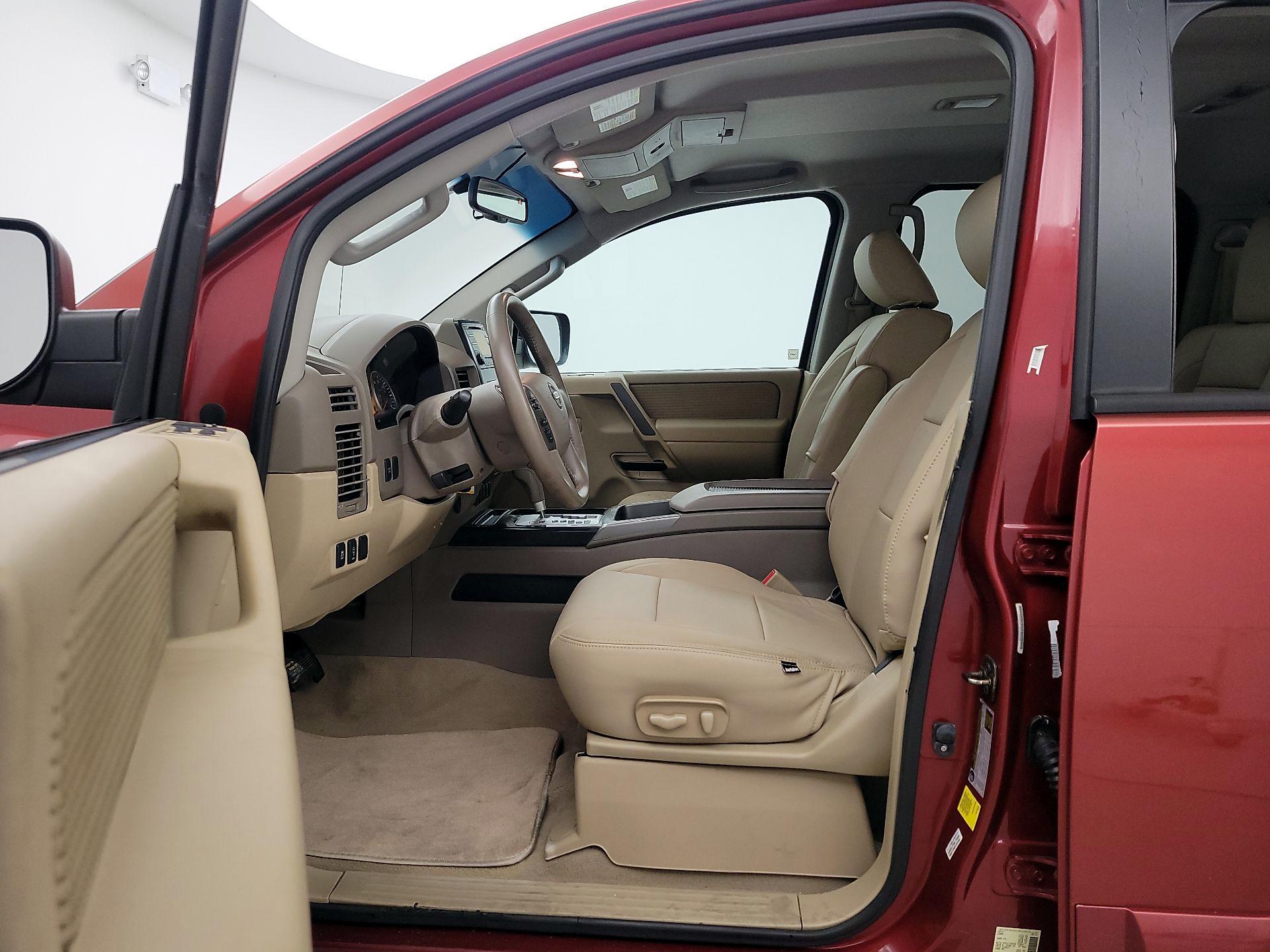 Thumbnail: 2013 Nissan Titan - 11