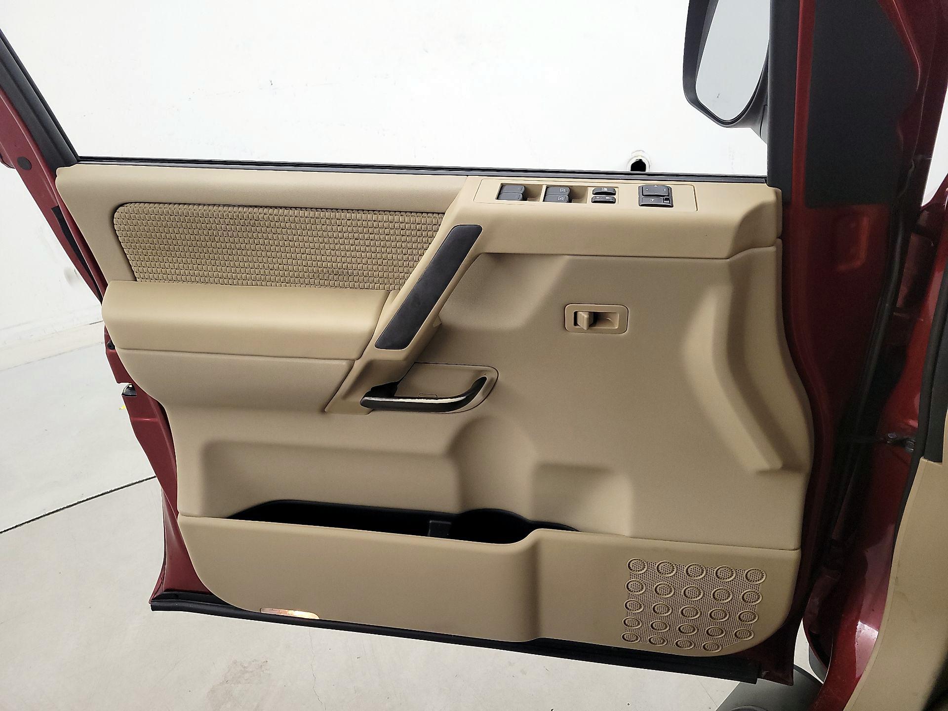 Thumbnail: 2013 Nissan Titan - 12