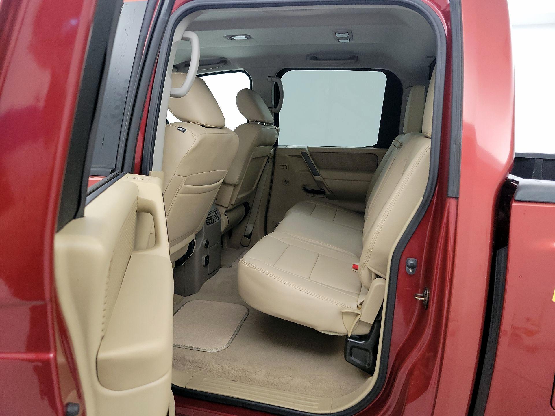 Thumbnail: 2013 Nissan Titan - 19