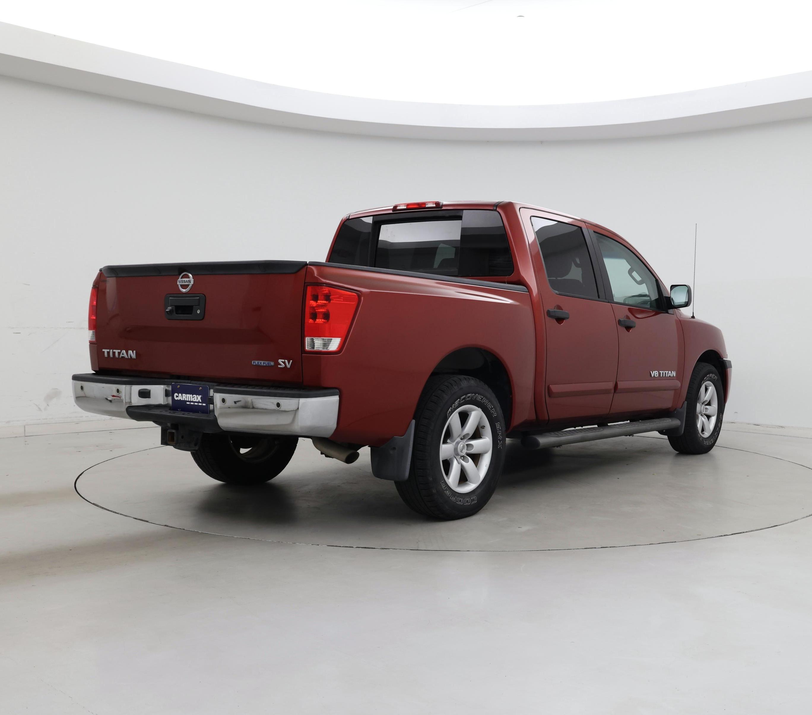 Thumbnail: 2013 Nissan Titan - 8