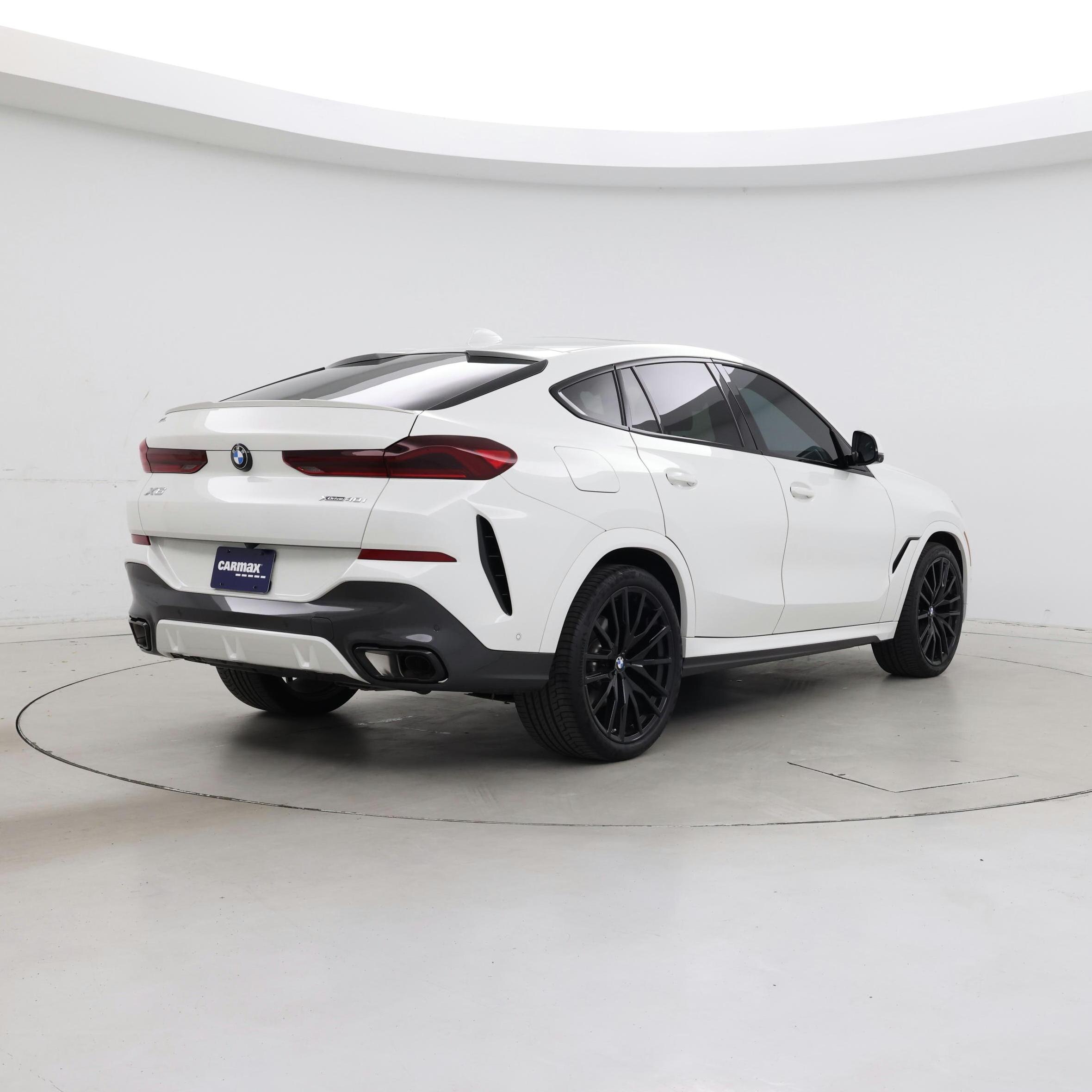 Thumbnail: 2023 BMW X6 - 8