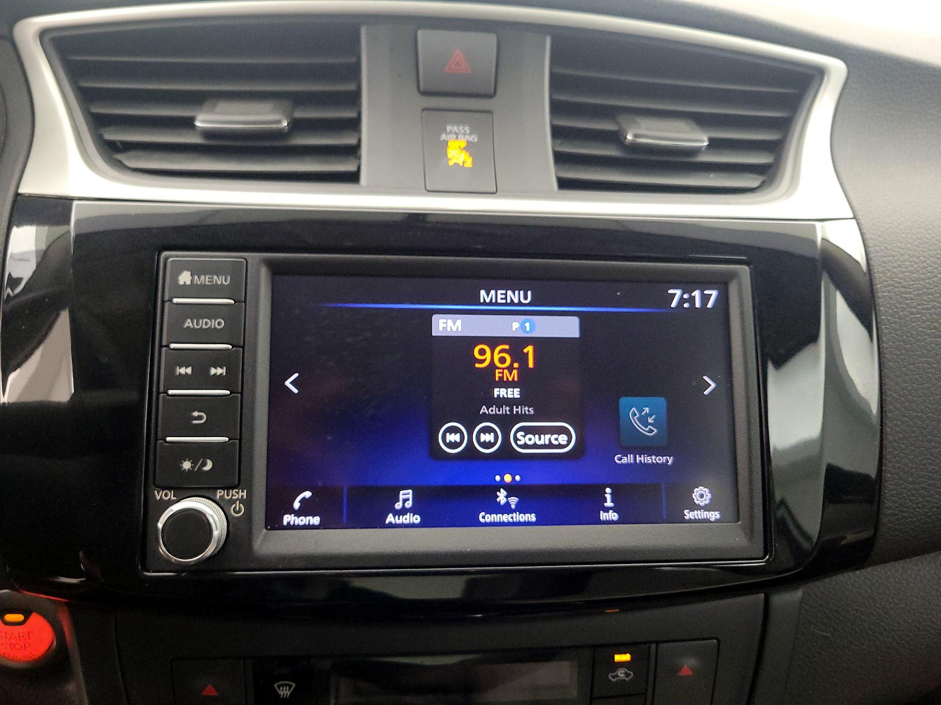 Thumbnail: 2019 Nissan Sentra - 15