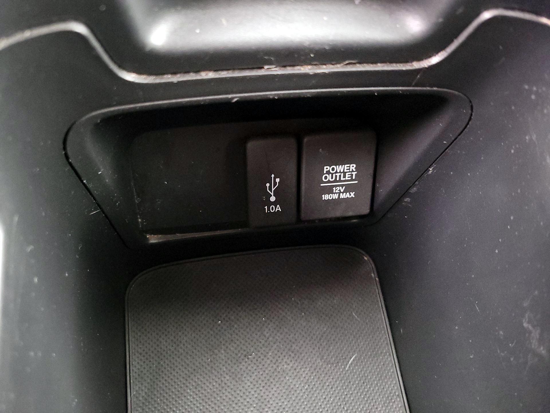 Thumbnail: 2017 Honda CR-V - 18