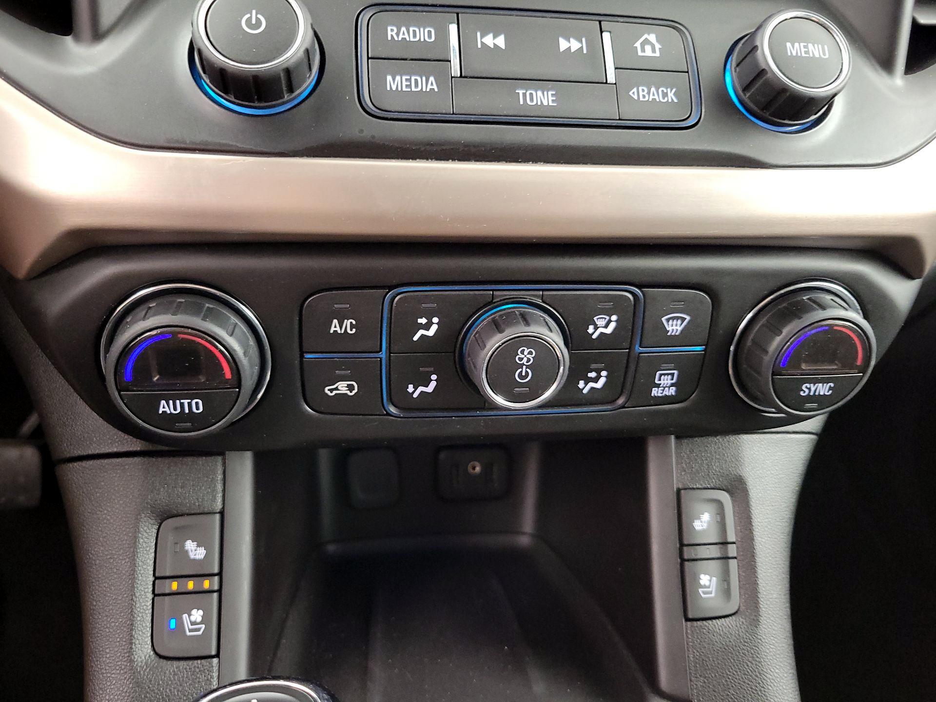 Thumbnail: 2019 GMC Acadia - 16