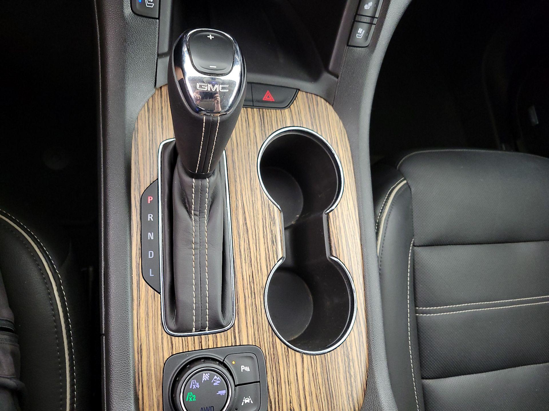 Thumbnail: 2019 GMC Acadia - 17