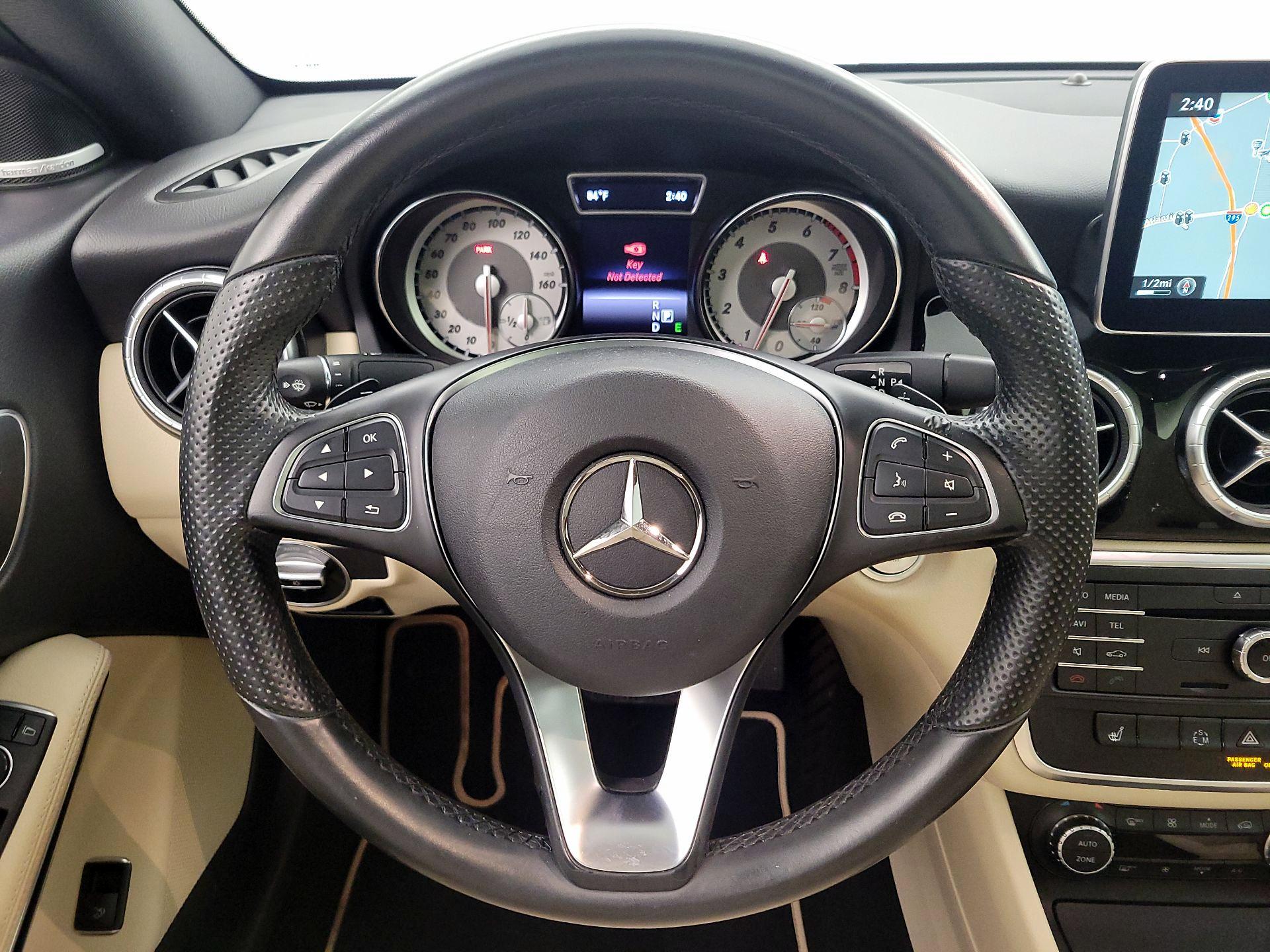 Thumbnail: 2015 Mercedes-Benz CLA - 10
