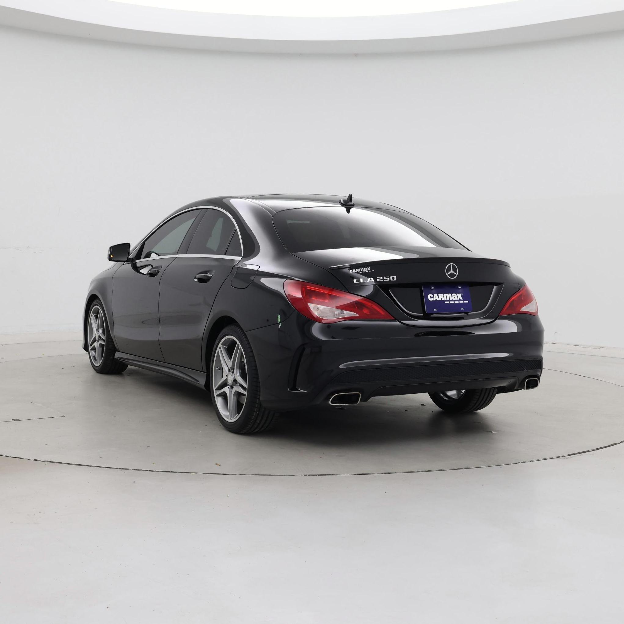 Thumbnail: 2015 Mercedes-Benz CLA - 2