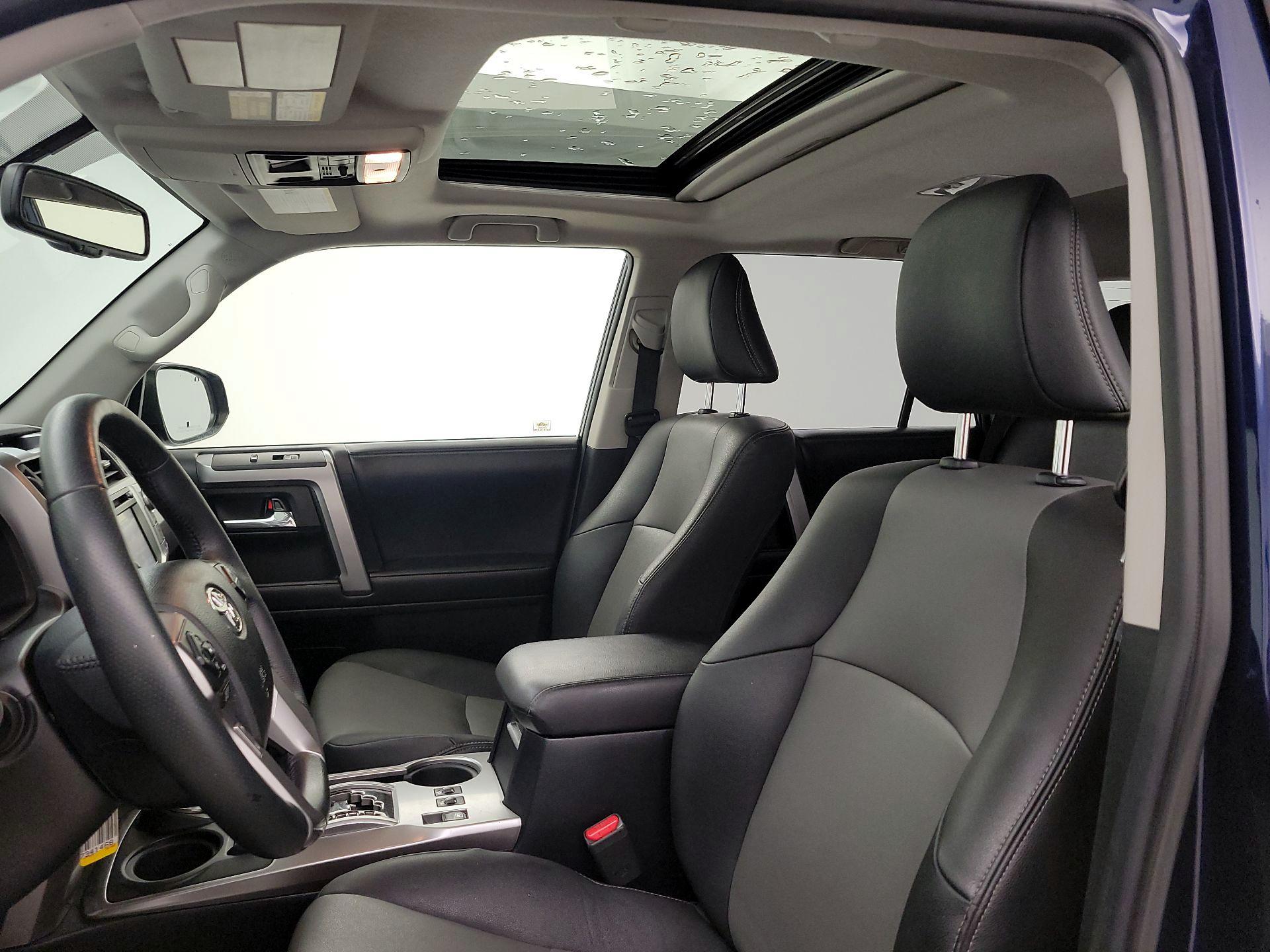 Thumbnail: 2019 Toyota 4Runner - 19