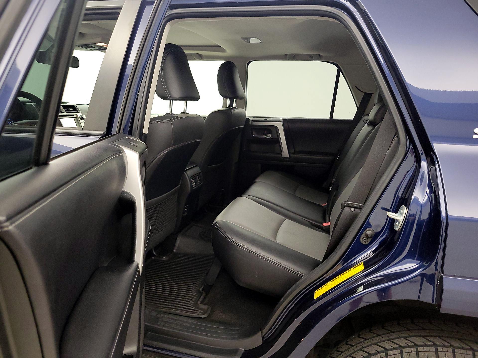Thumbnail: 2019 Toyota 4Runner - 20