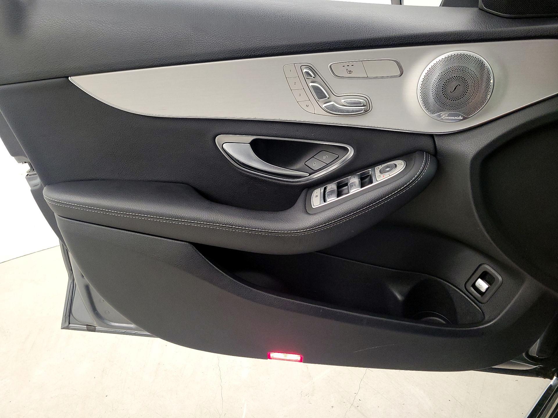 Thumbnail: 2020 Mercedes-Benz C-Class - 12