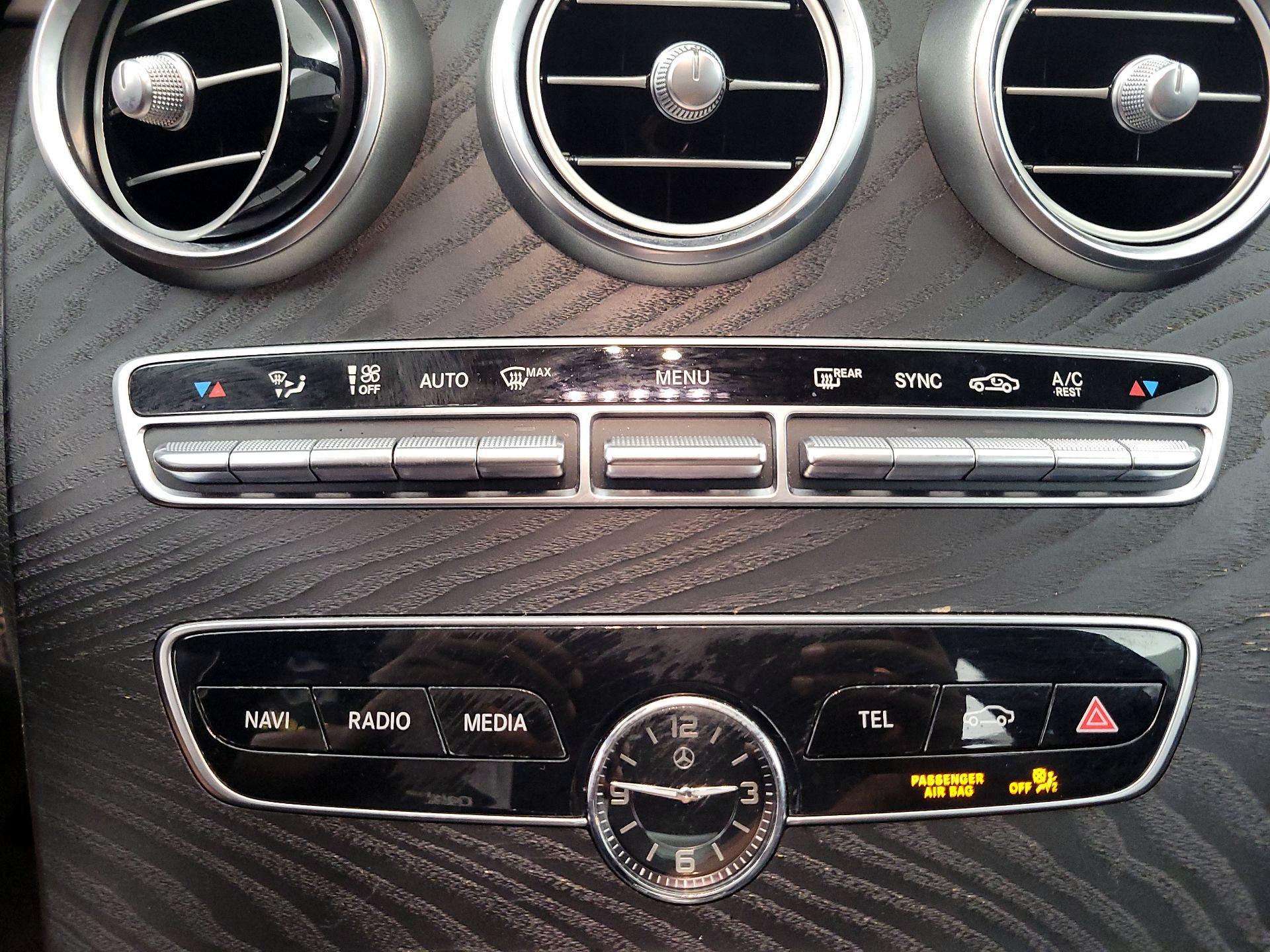 Thumbnail: 2020 Mercedes-Benz C-Class - 16