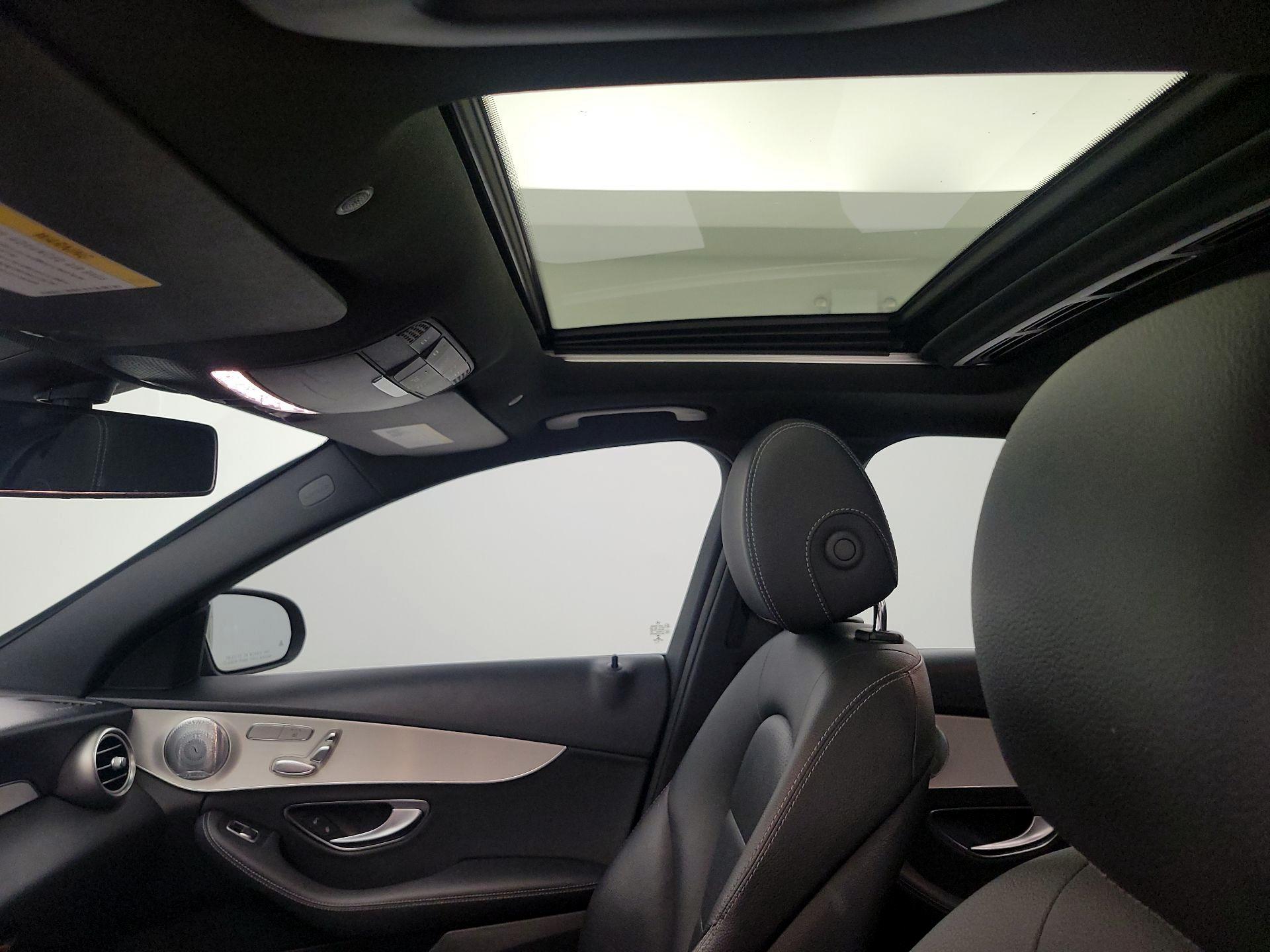 Thumbnail: 2020 Mercedes-Benz C-Class - 18