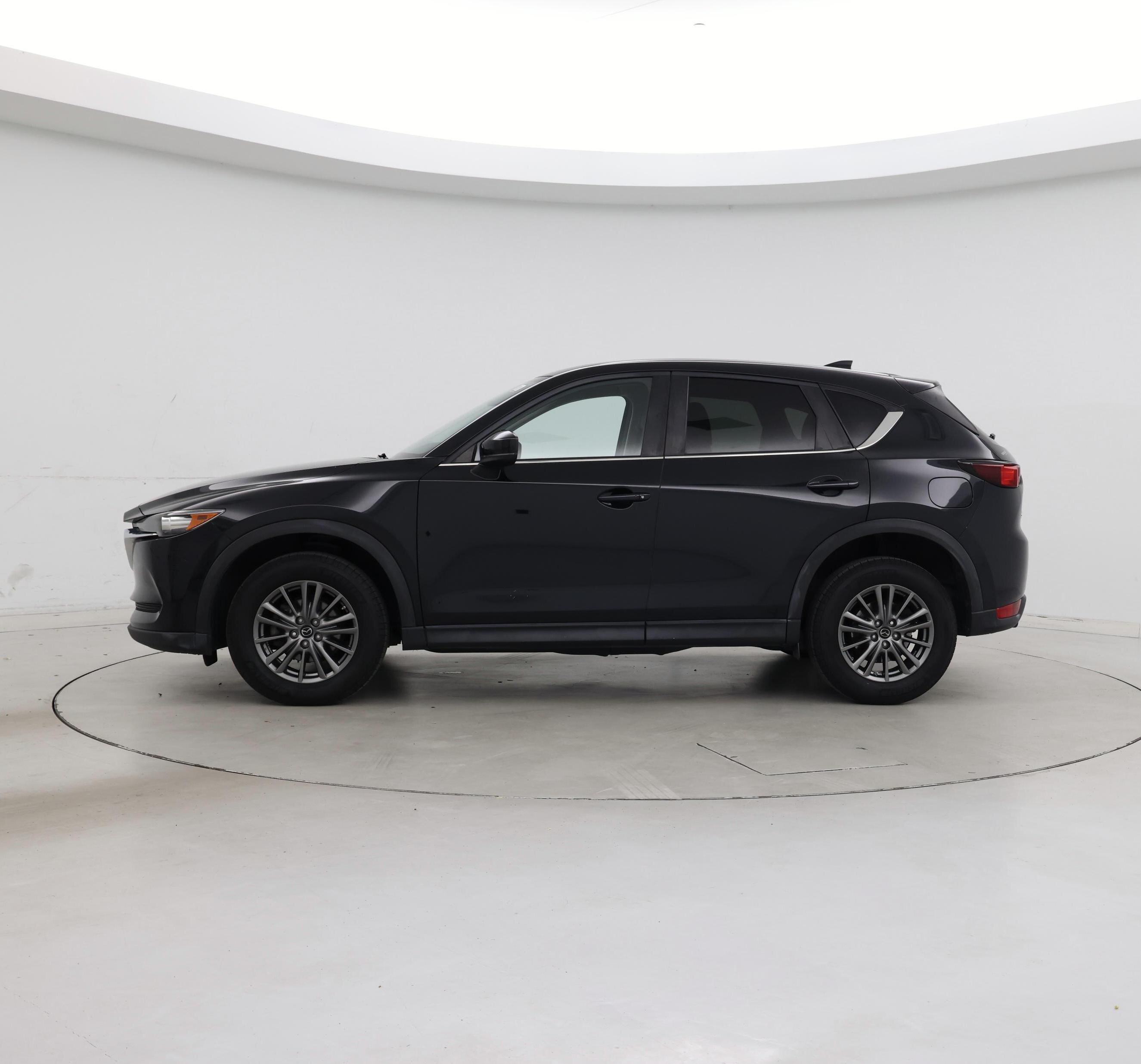Thumbnail: 2017 Mazda CX-5 - 3