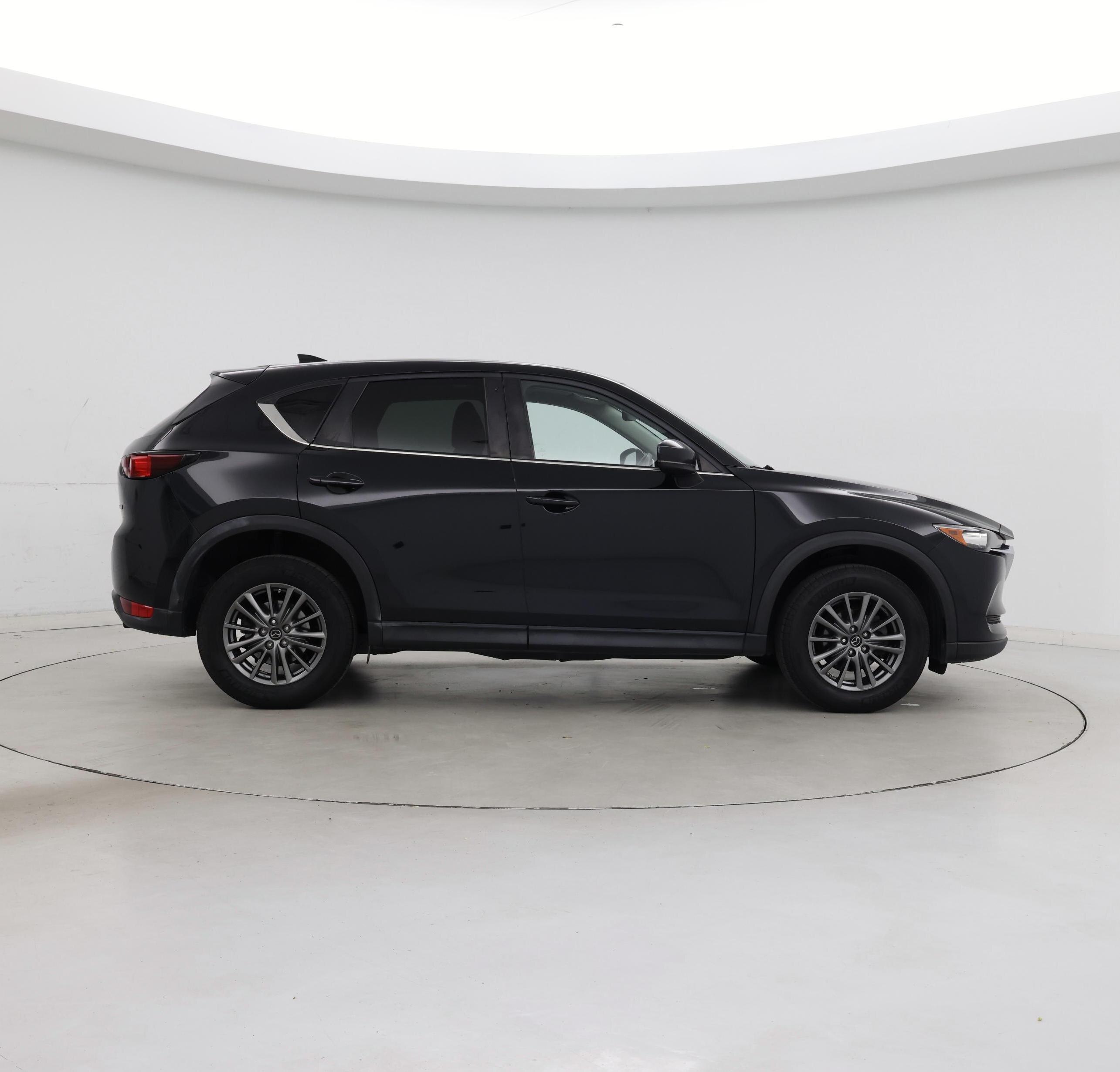 Thumbnail: 2017 Mazda CX-5 - 7