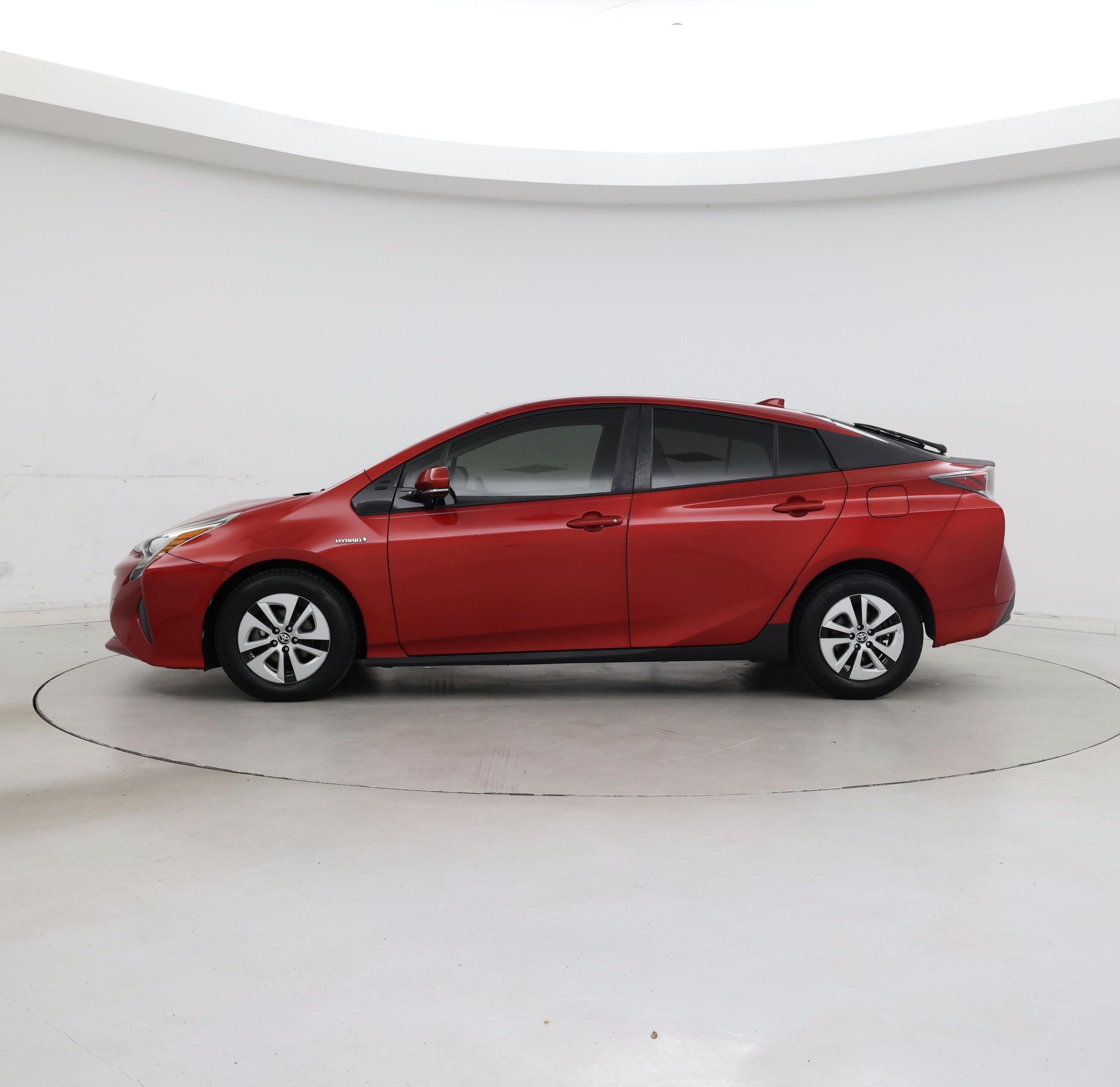Thumbnail: 2016 Toyota Prius - 3