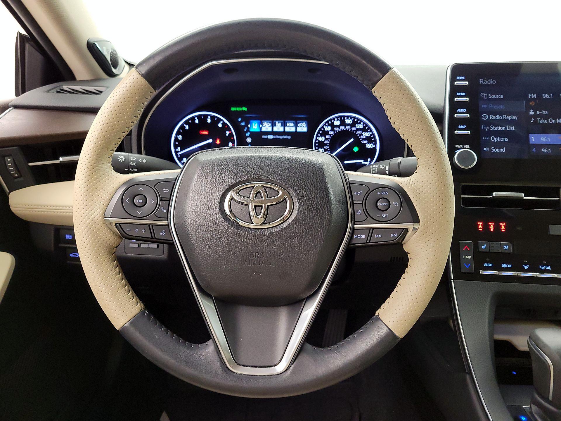 Thumbnail: 2019 Toyota Avalon - 10