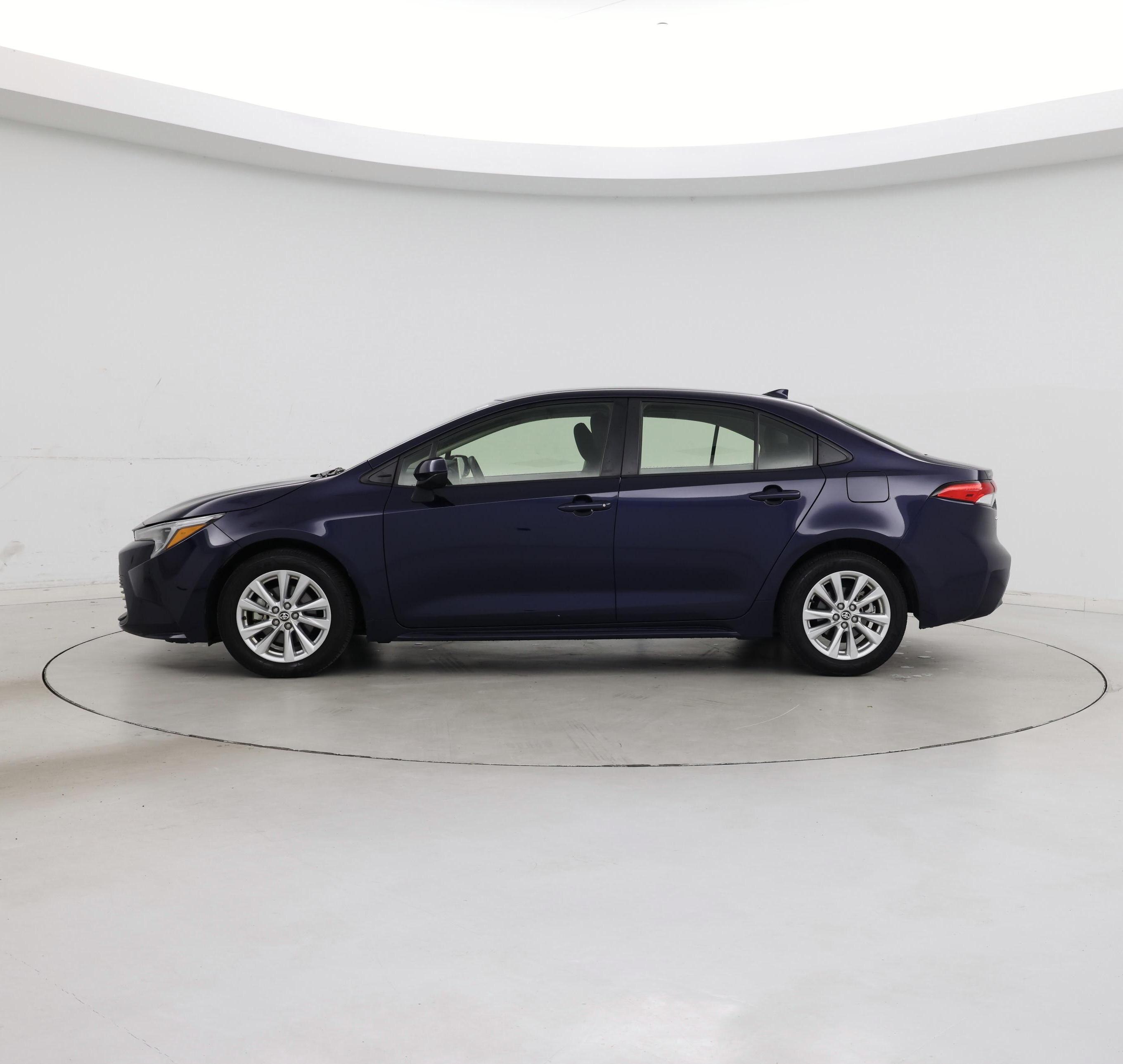 Thumbnail: 2023 Toyota Corolla - 3