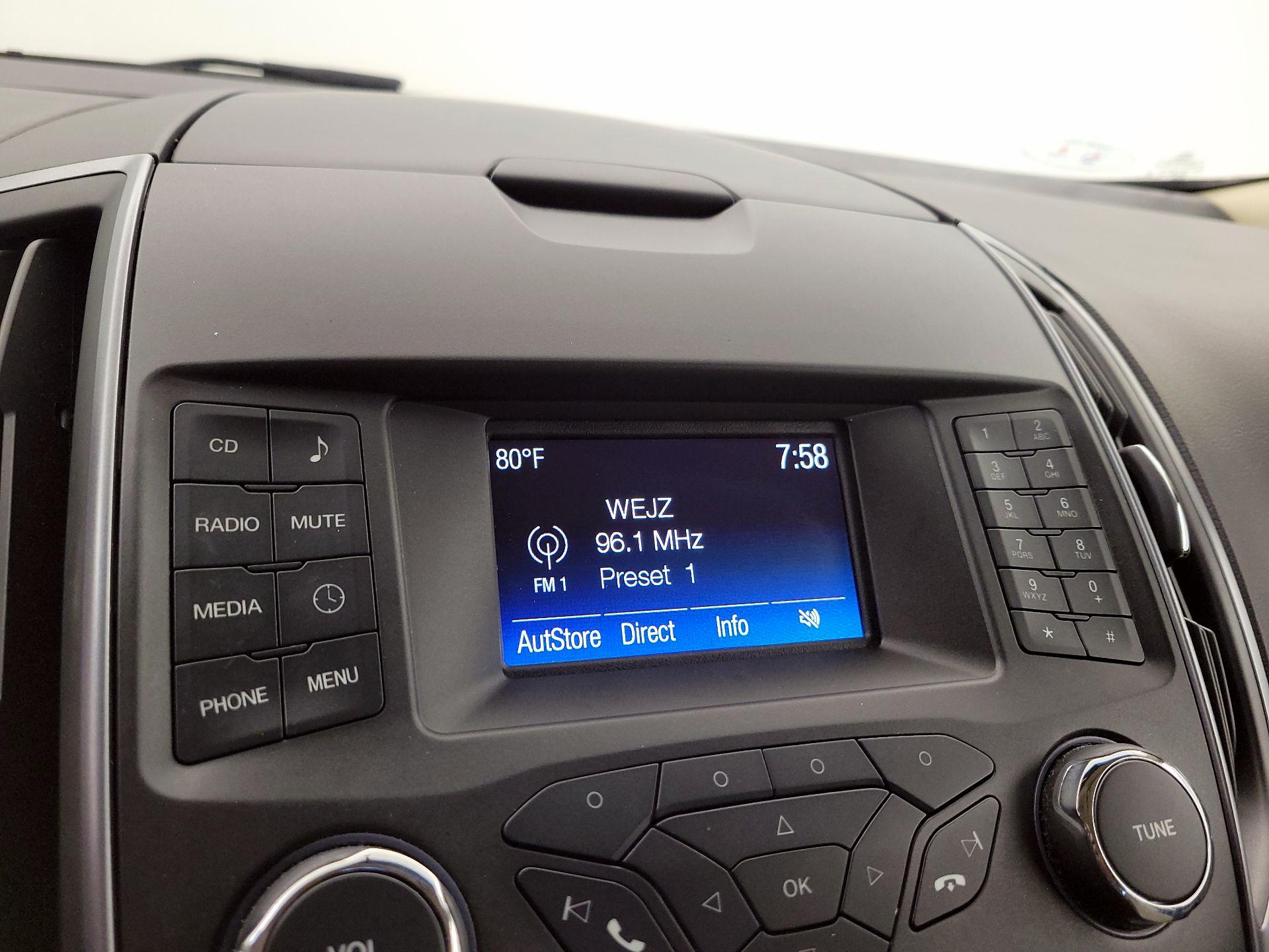 Thumbnail: 2017 Ford Edge - 15