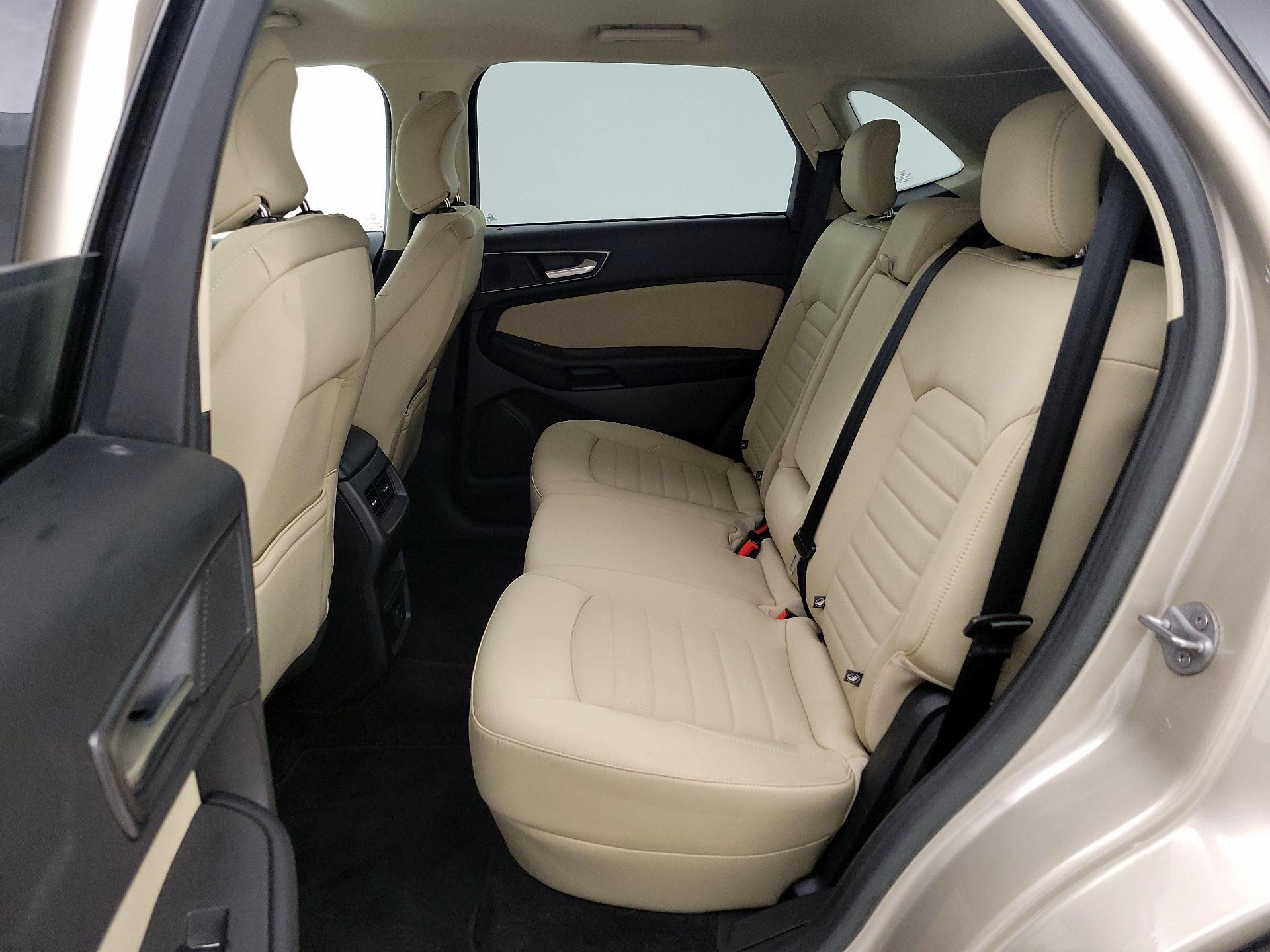 Thumbnail: 2017 Ford Edge - 19