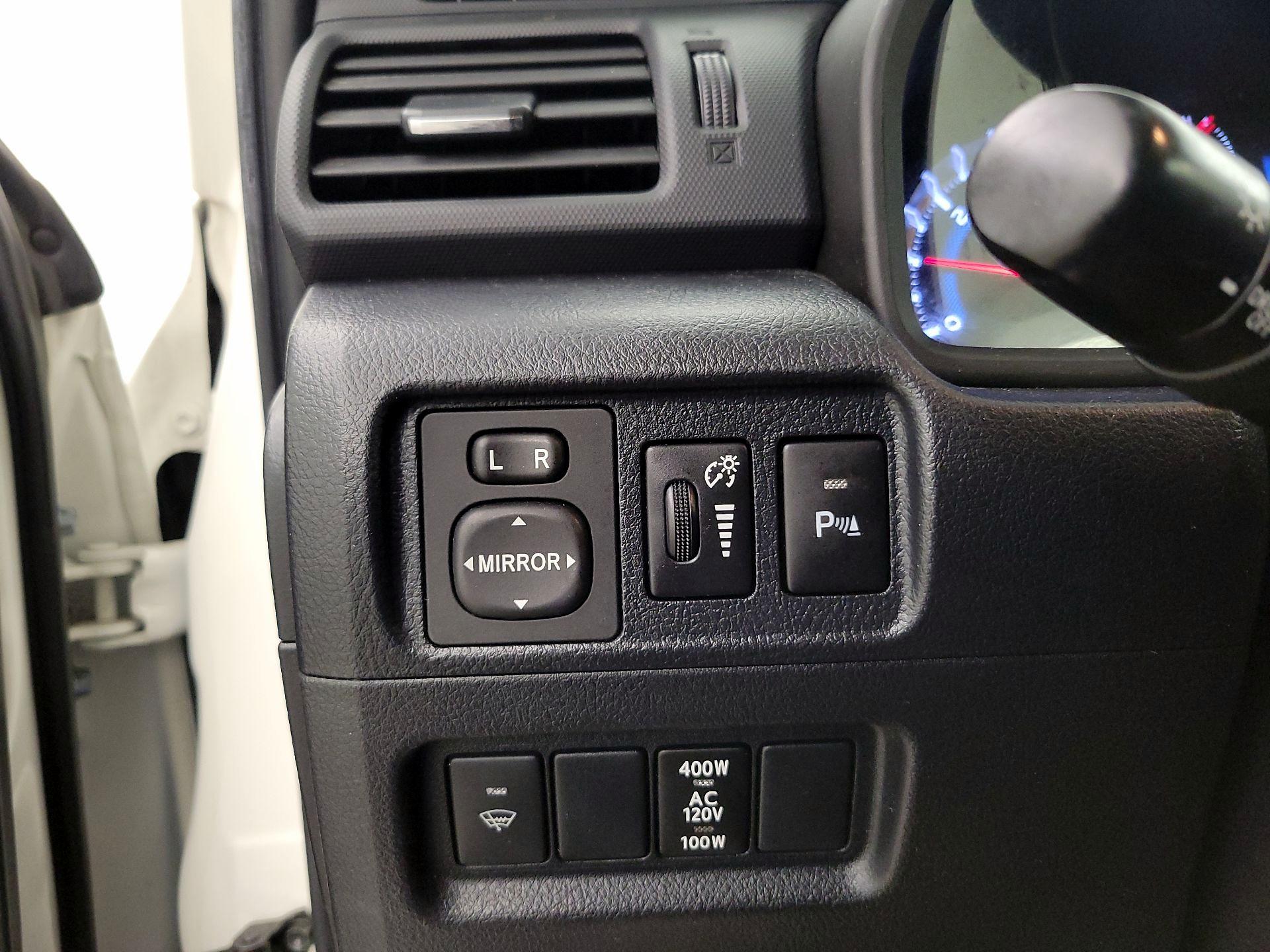 Thumbnail: 2019 Toyota 4Runner - 13
