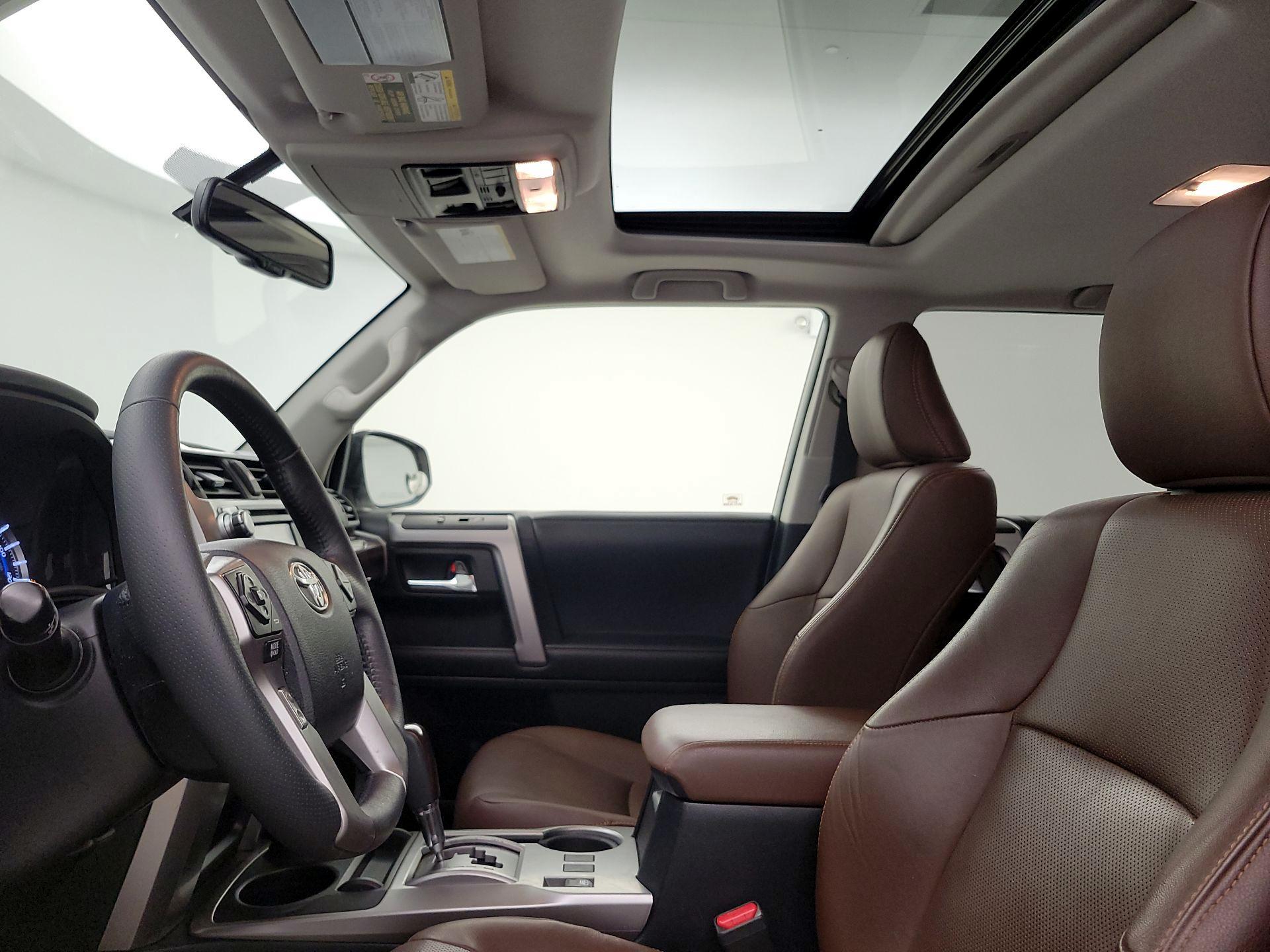 Thumbnail: 2019 Toyota 4Runner - 19