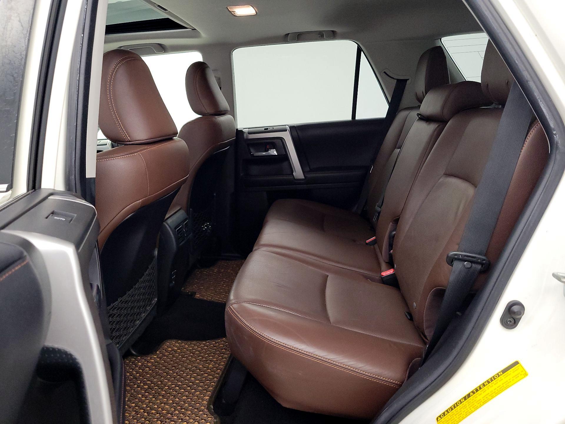 Thumbnail: 2019 Toyota 4Runner - 20