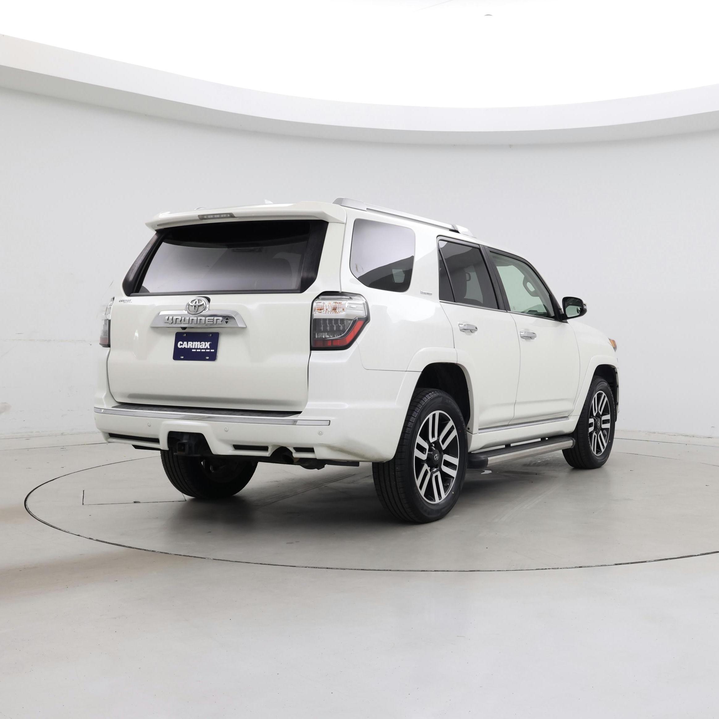 Thumbnail: 2019 Toyota 4Runner - 8