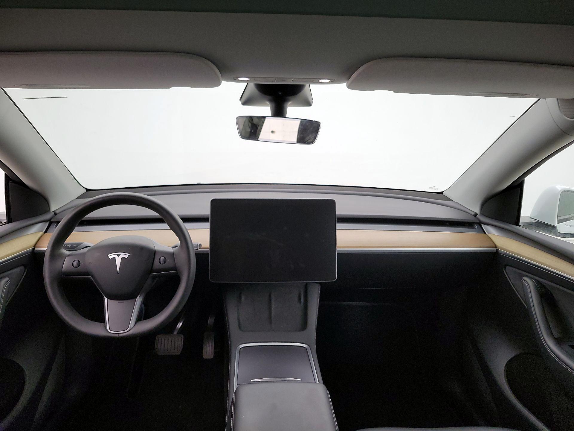 Thumbnail: 2023 Tesla Model Y - 9
