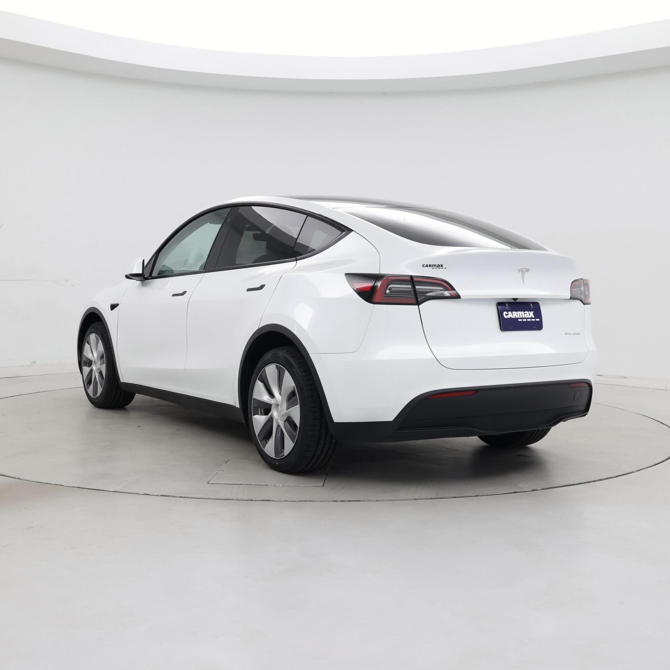 Thumbnail: 2023 Tesla Model Y - 2