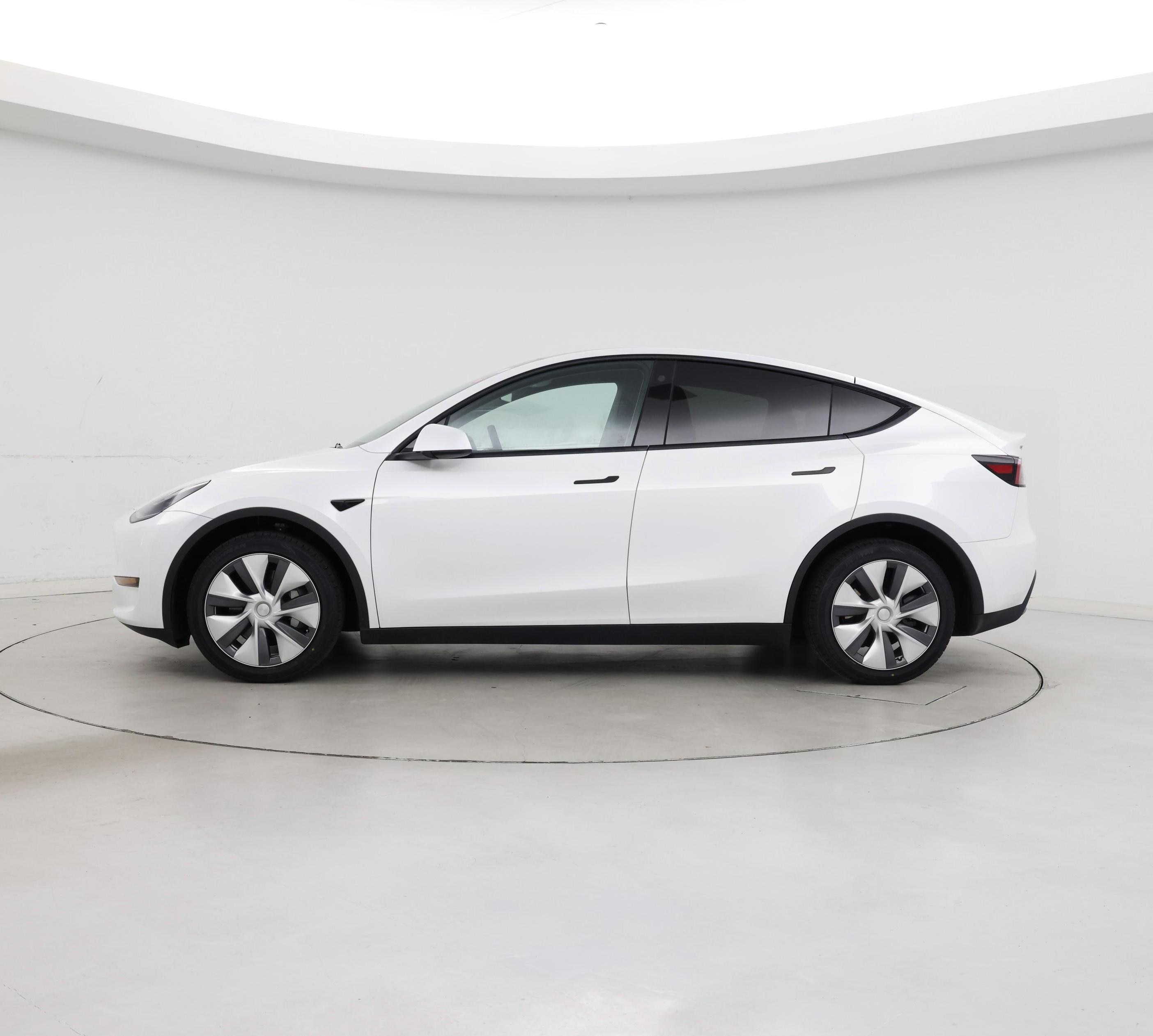 Thumbnail: 2023 Tesla Model Y - 3
