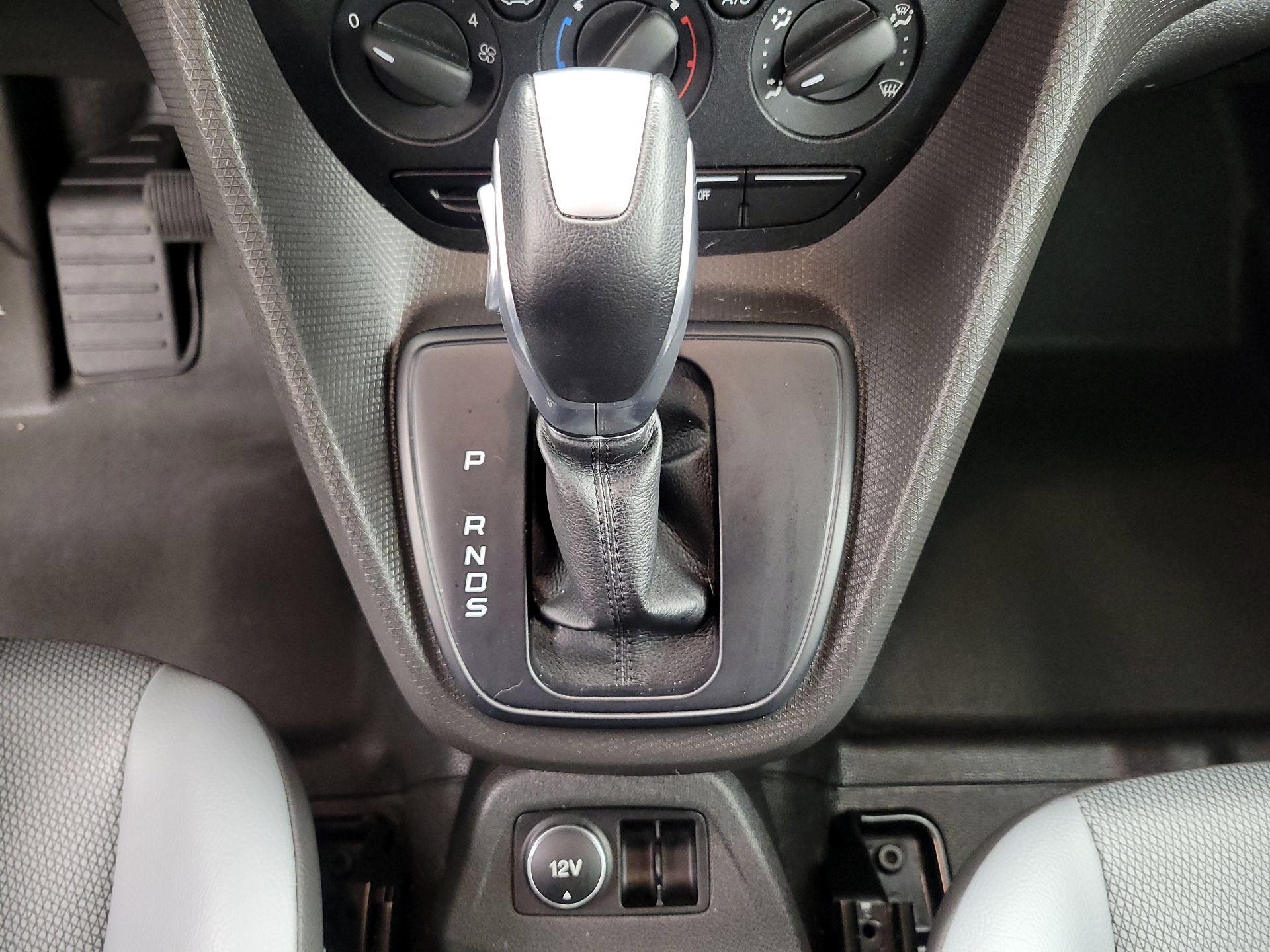 Thumbnail: 2016 Ford Transit Series - 16