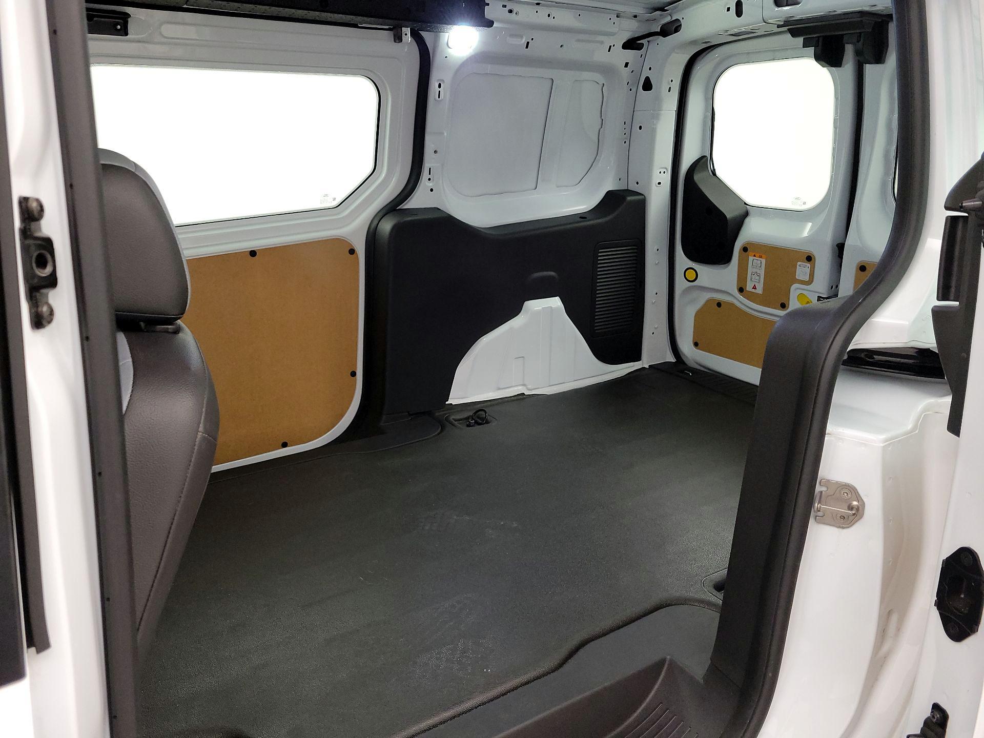Thumbnail: 2016 Ford Transit Series - 18