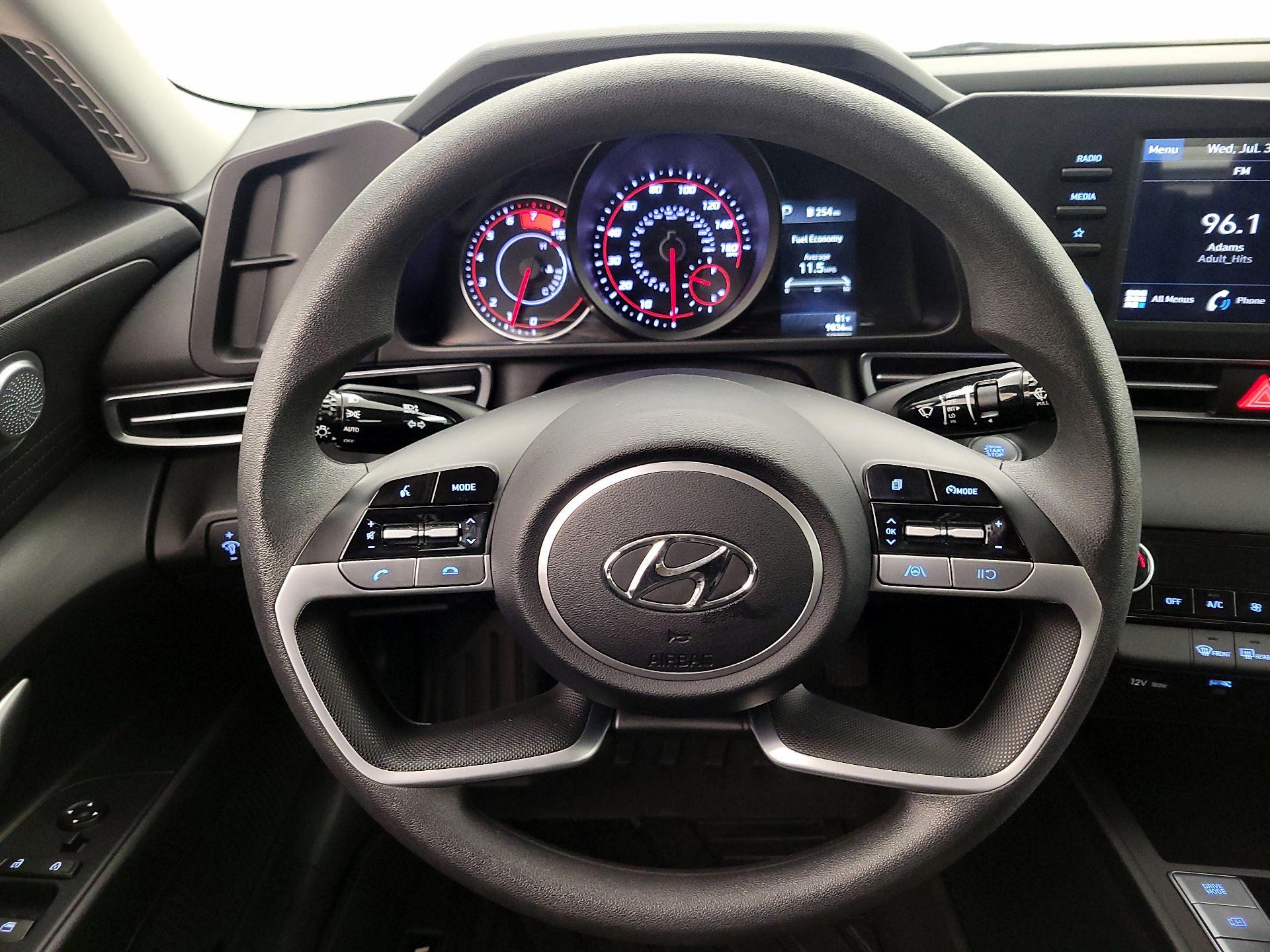 Thumbnail: 2023 Hyundai Elantra - 10