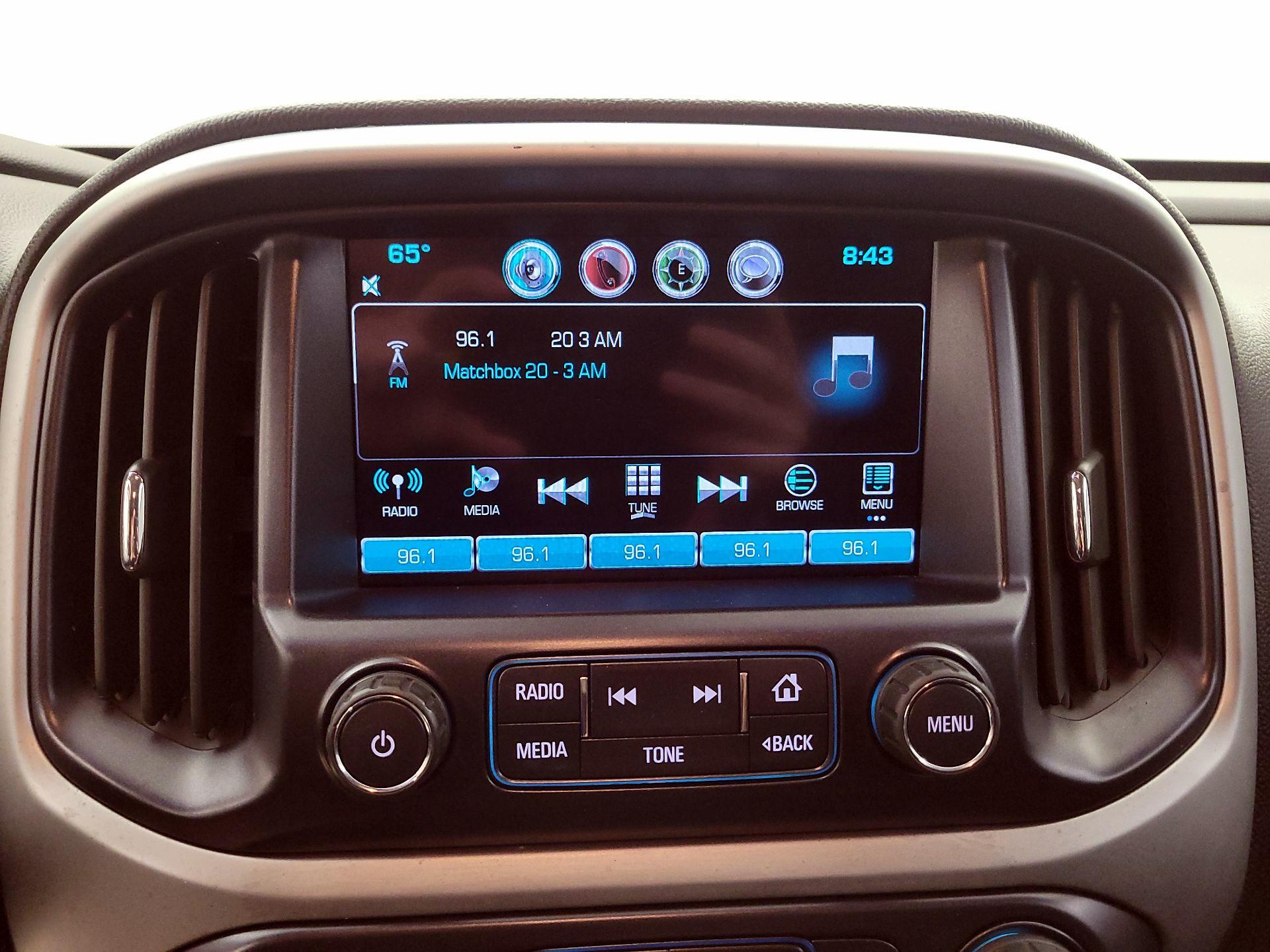 Thumbnail: 2016 Chevrolet Colorado - 15