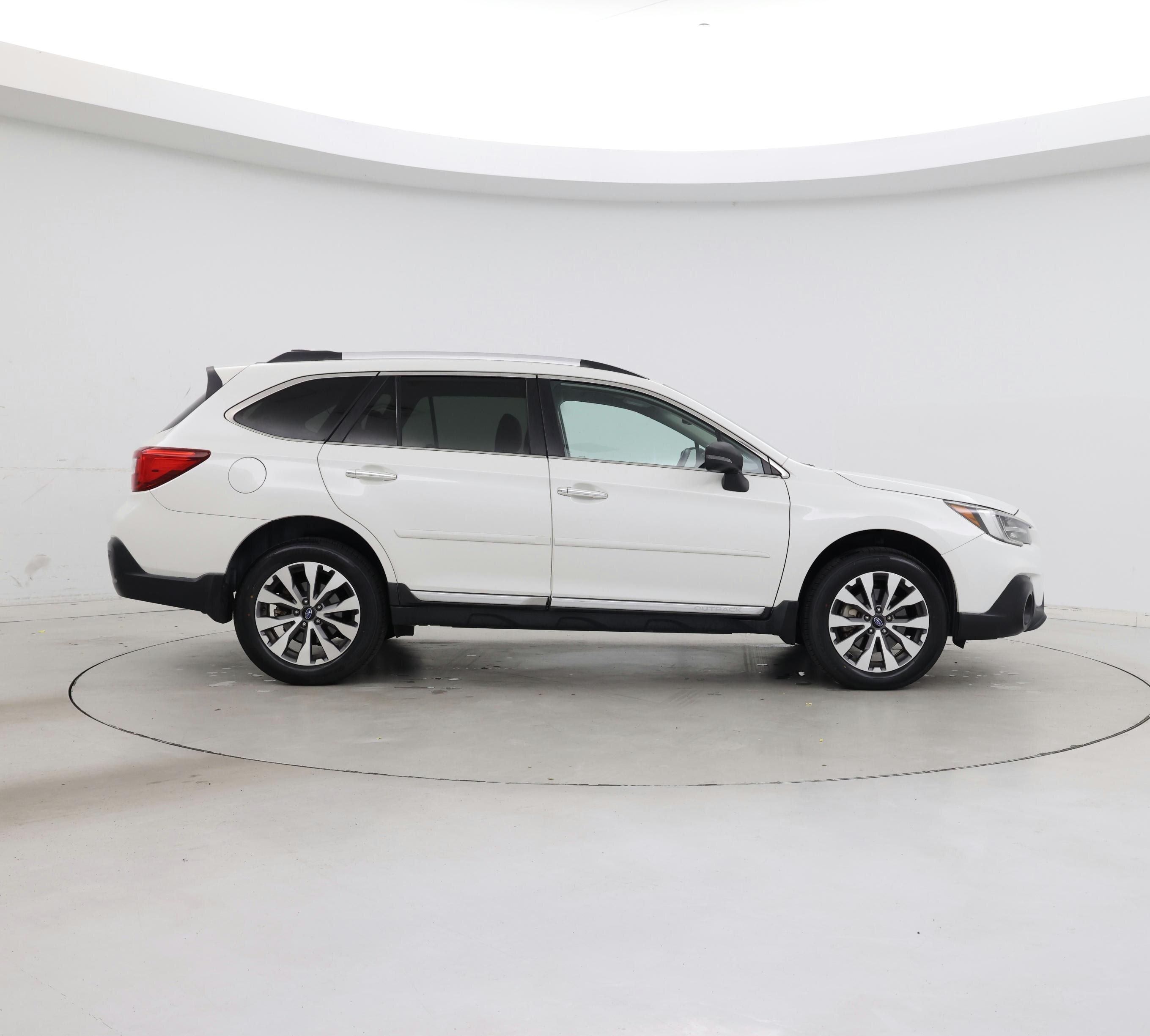 Thumbnail: 2018 Subaru Outback - 7
