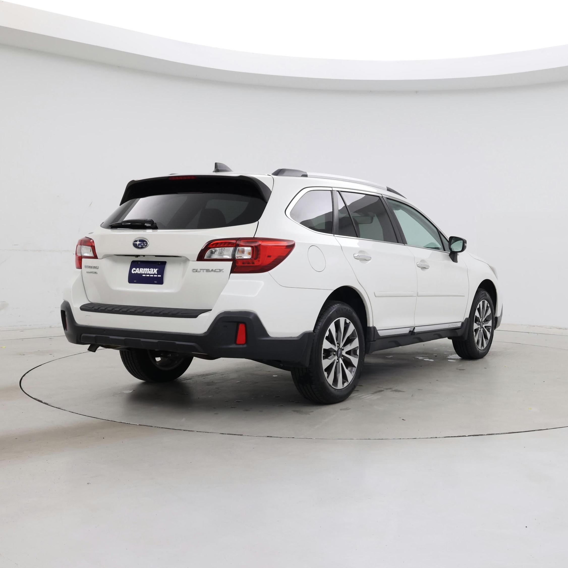 Thumbnail: 2018 Subaru Outback - 8