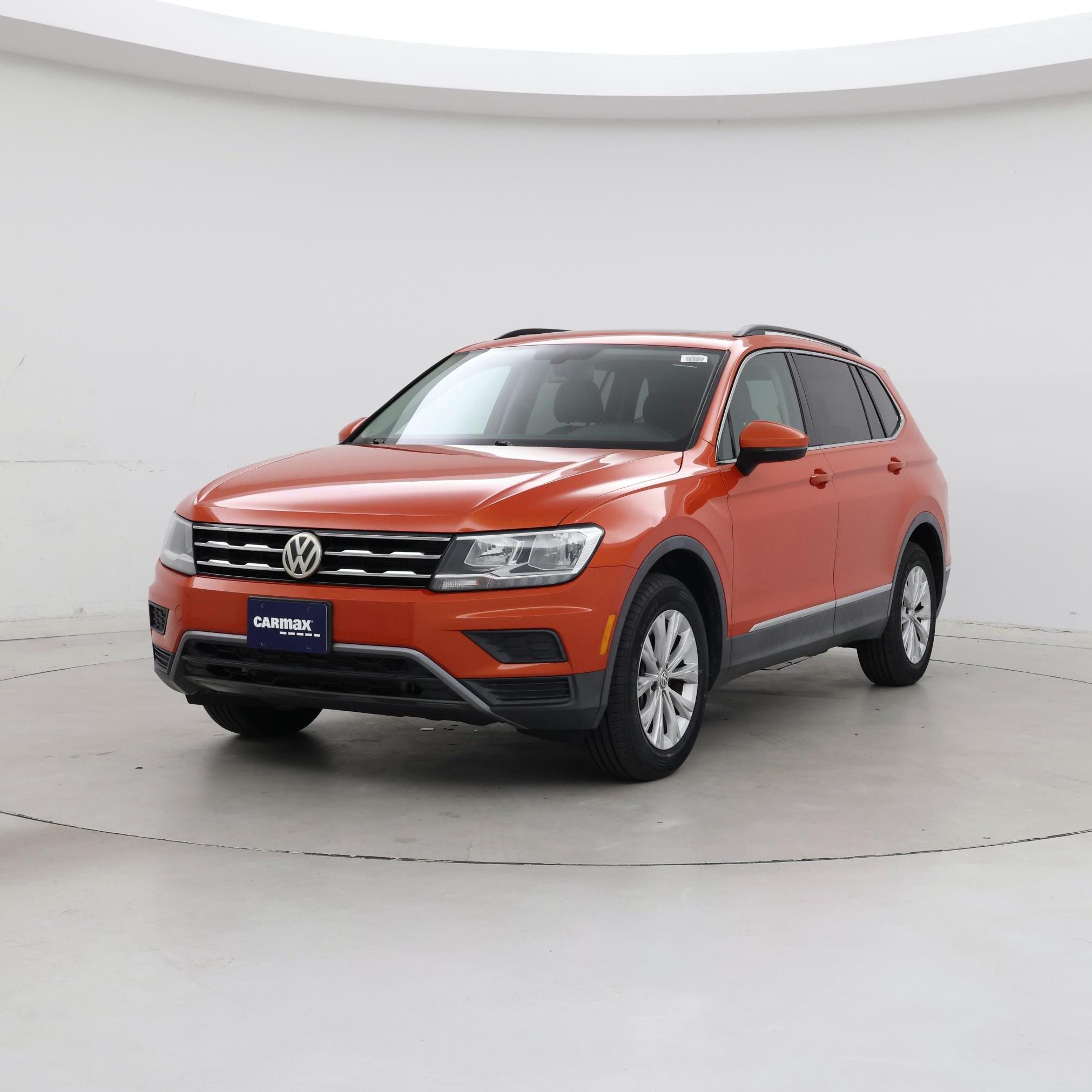 Thumbnail: 2018 Volkswagen Tiguan - 4