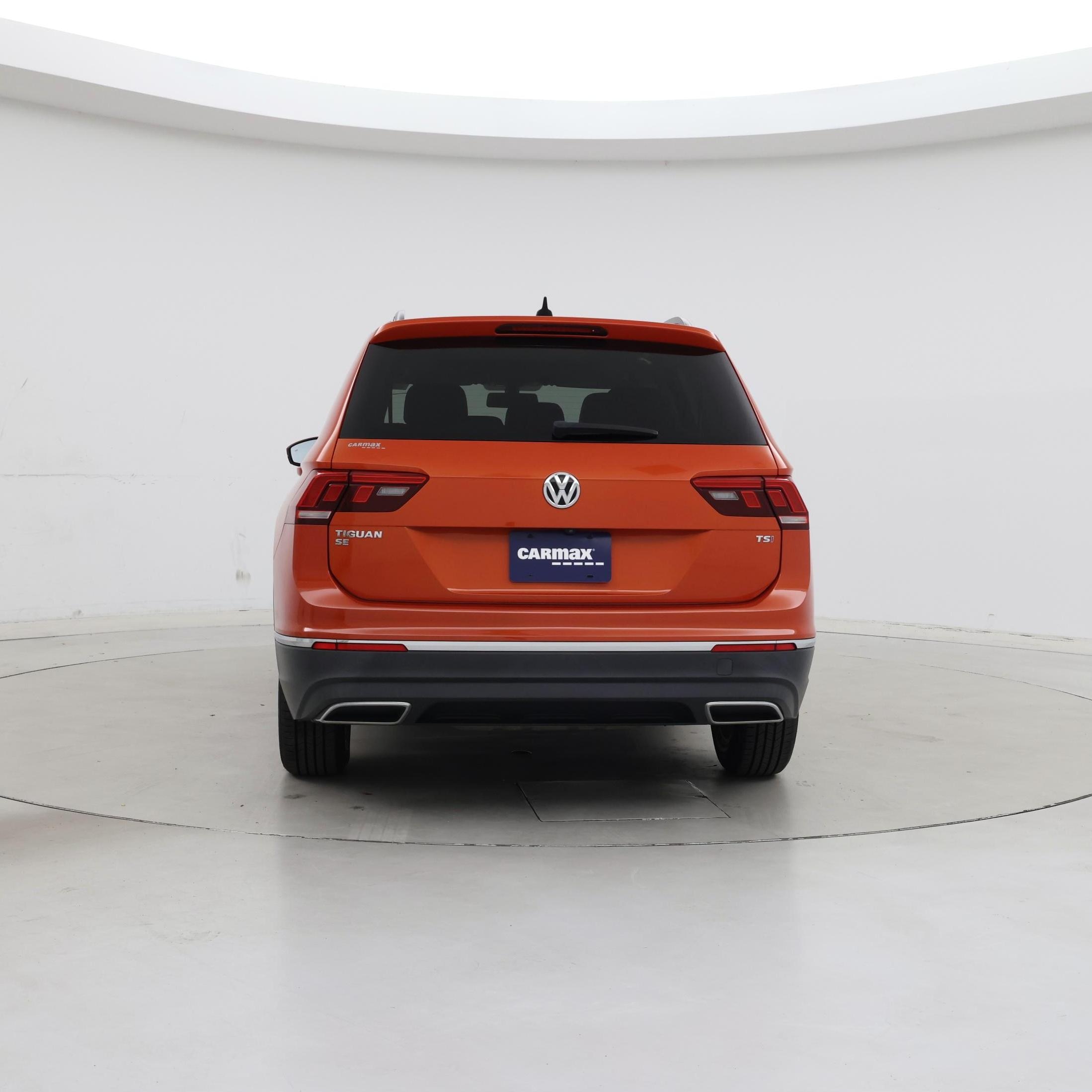 Thumbnail: 2018 Volkswagen Tiguan - 6