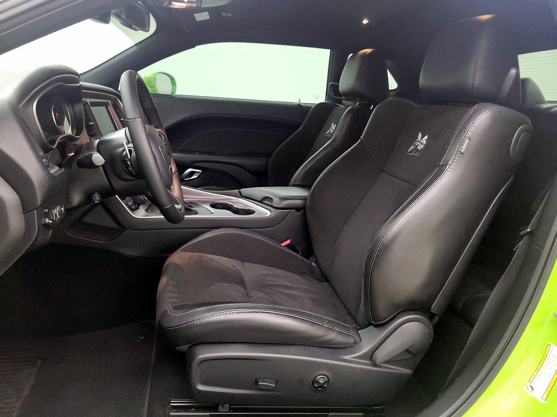 Thumbnail: 2019 Dodge Challenger - 11