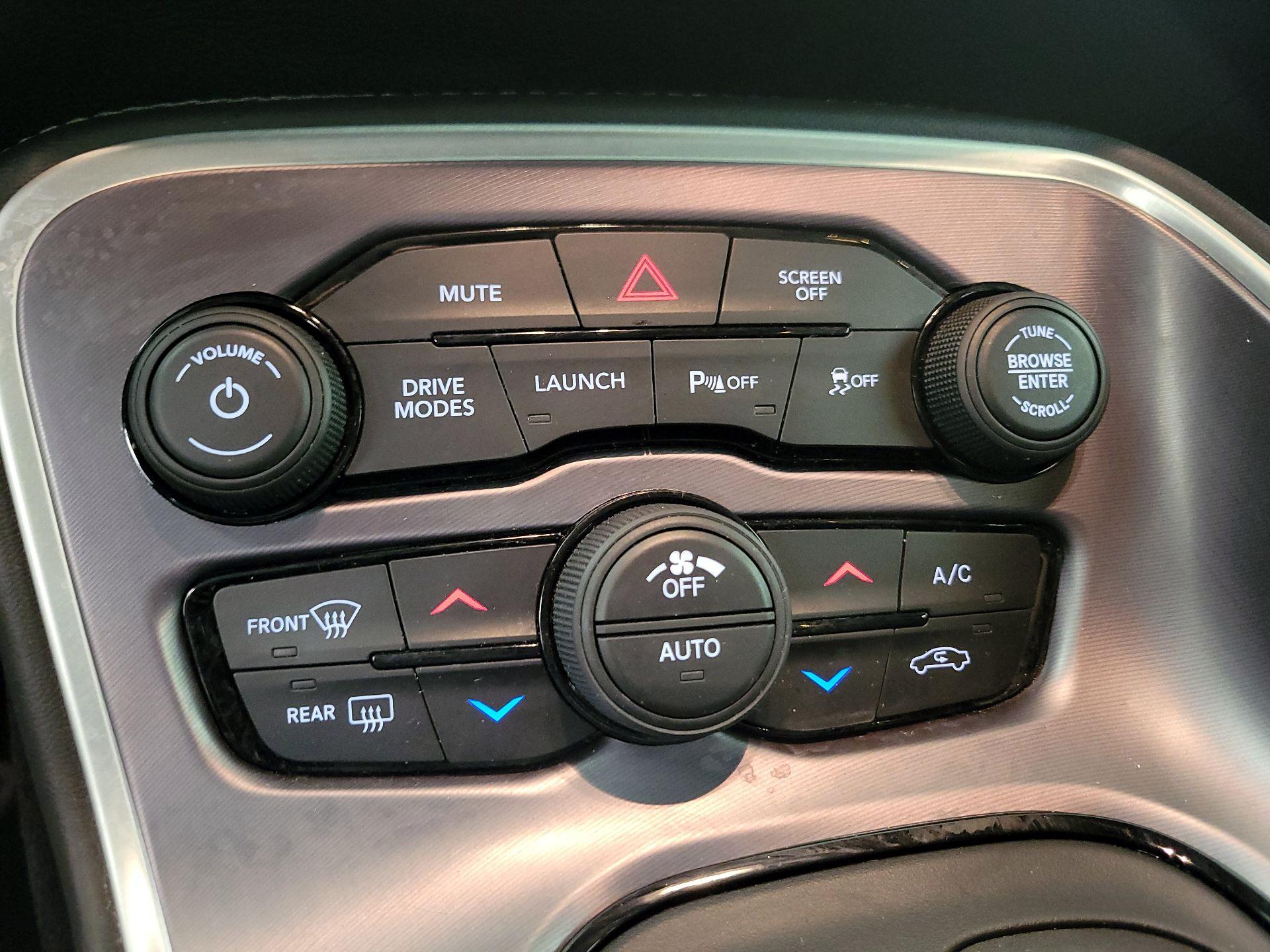 Thumbnail: 2019 Dodge Challenger - 17