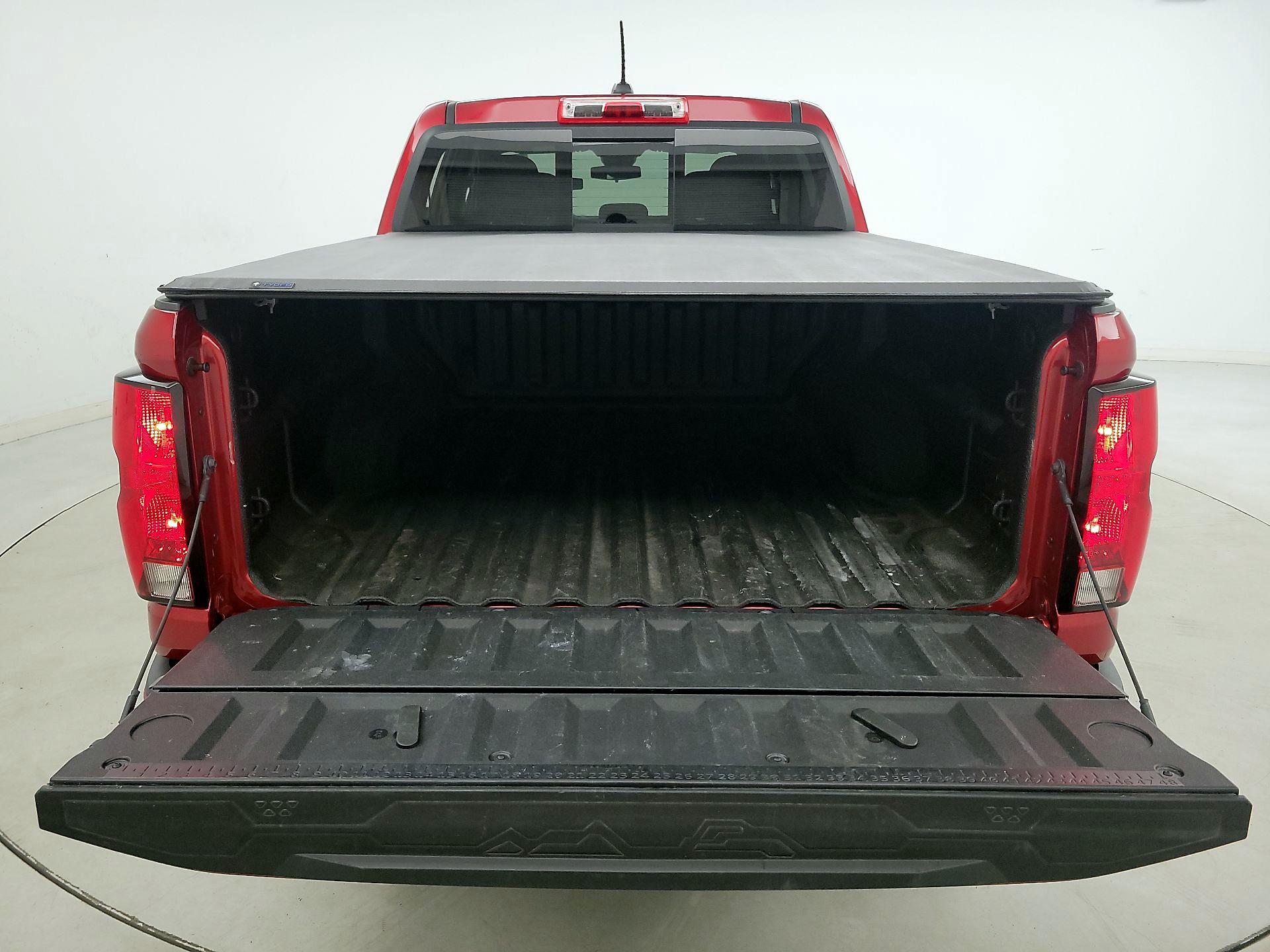 Thumbnail: 2024 Chevrolet Colorado - 20