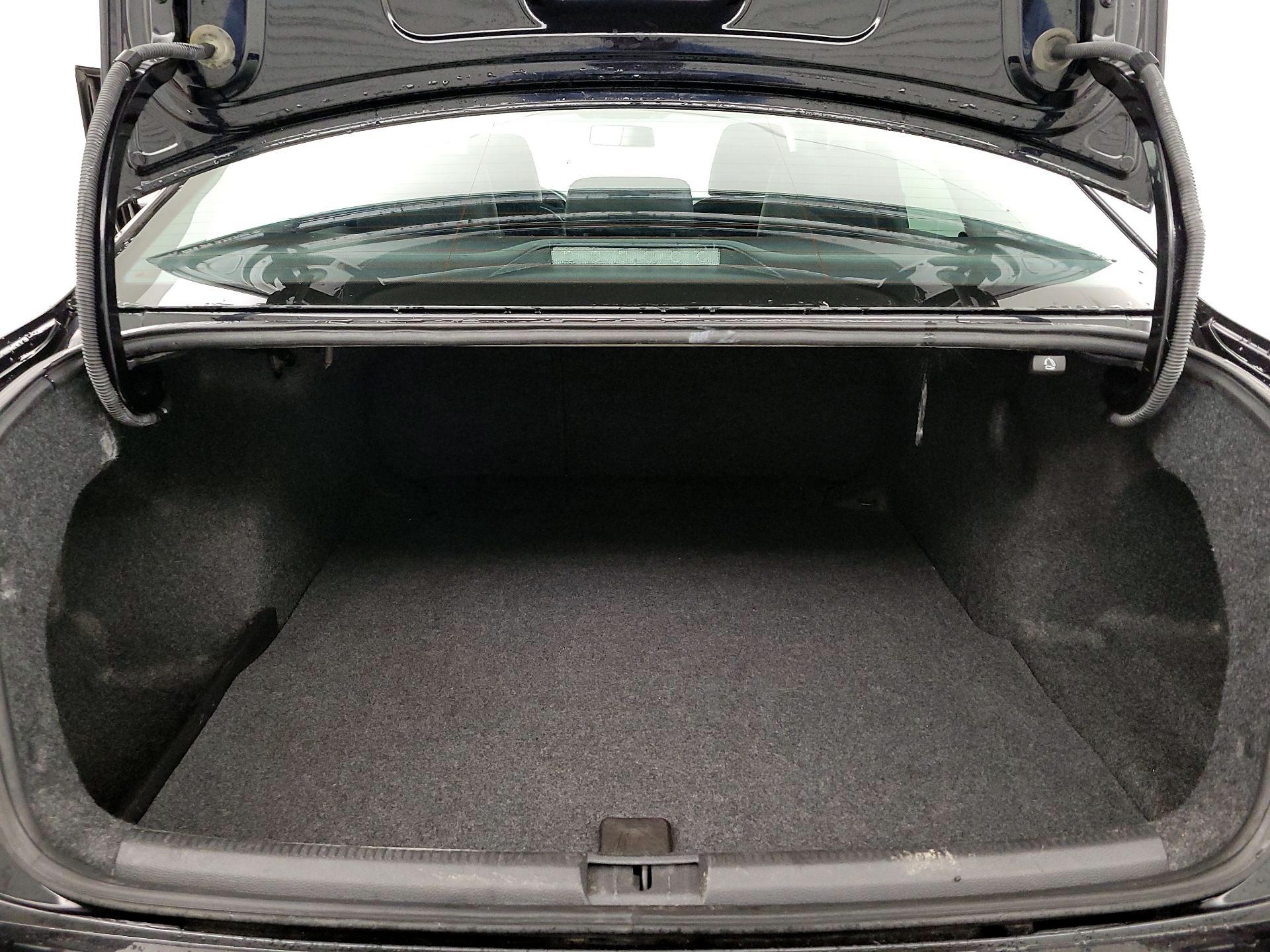 Thumbnail: 2018 Volkswagen Passat - 20
