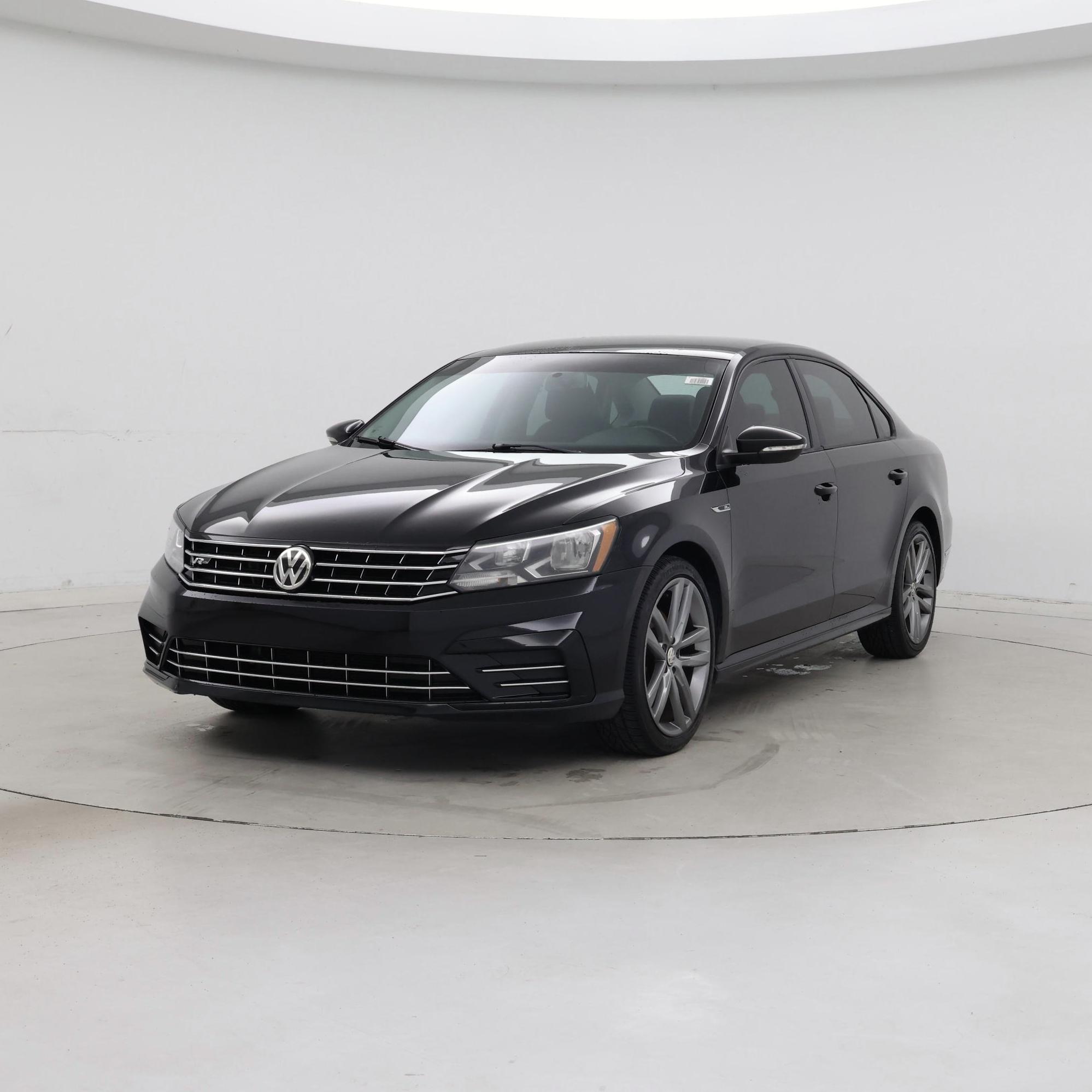 Thumbnail: 2018 Volkswagen Passat - 4