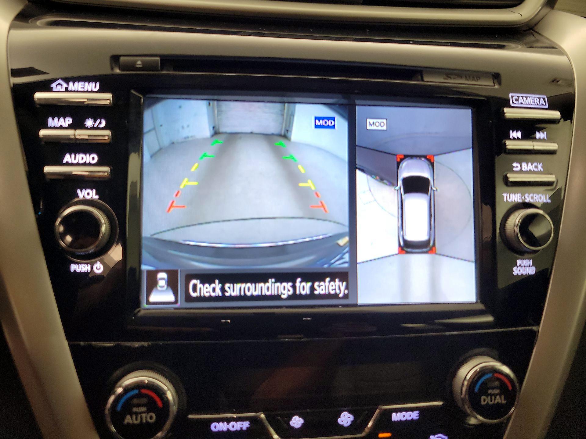 Thumbnail: 2016 Nissan Murano - 15