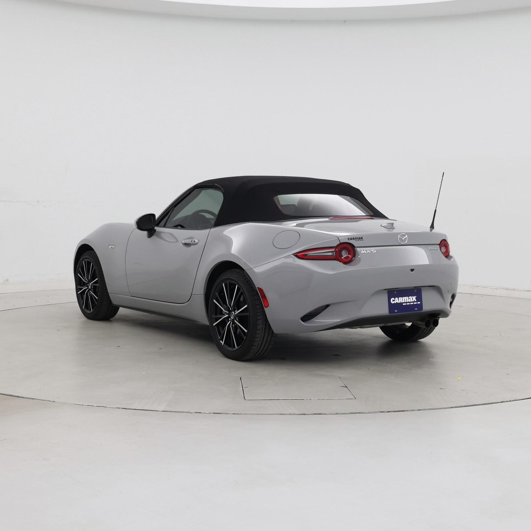 Thumbnail: 2024 Mazda MX-5 Miata - 2