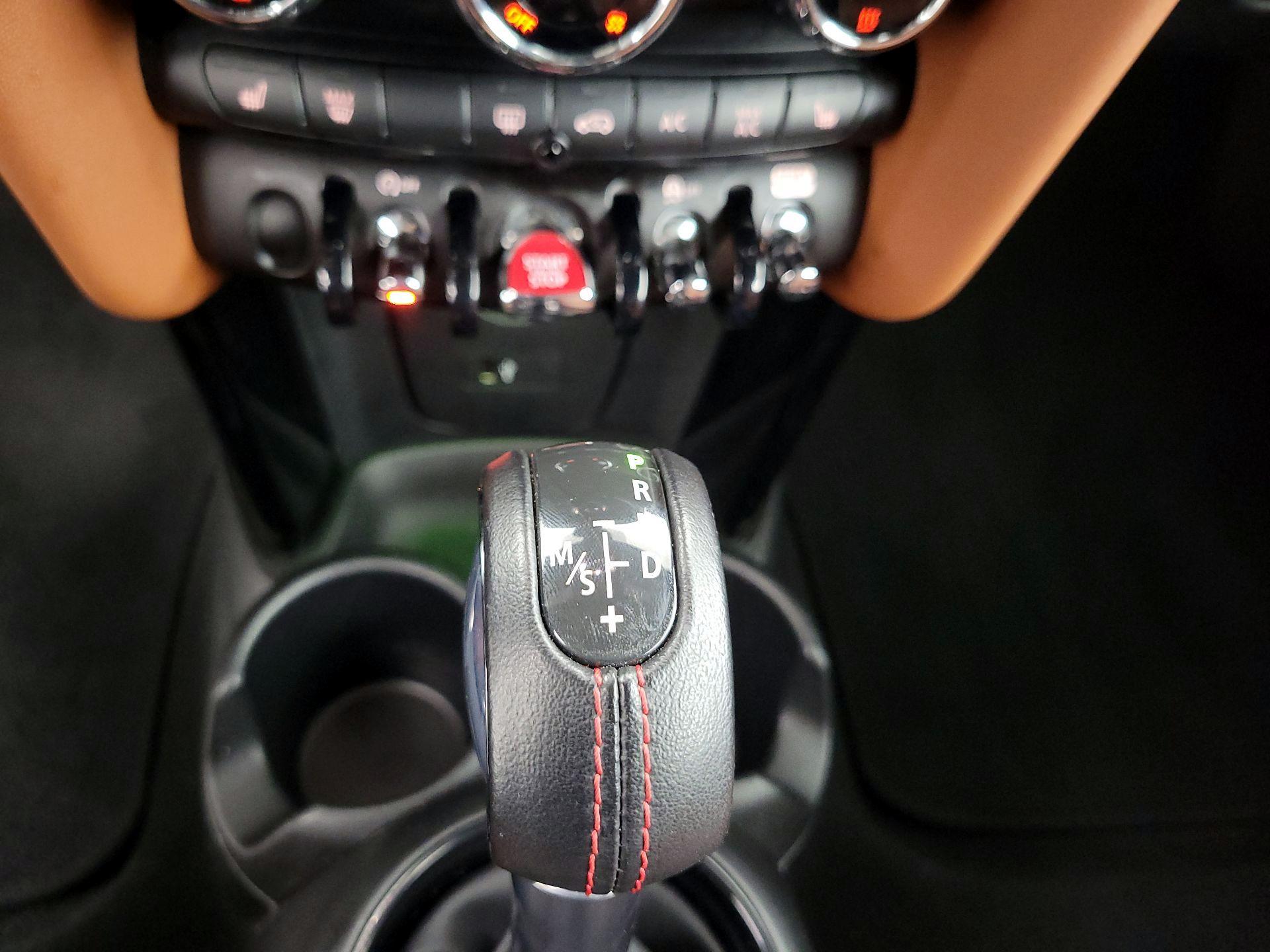 Thumbnail: 2019 MINI Cooper - 17