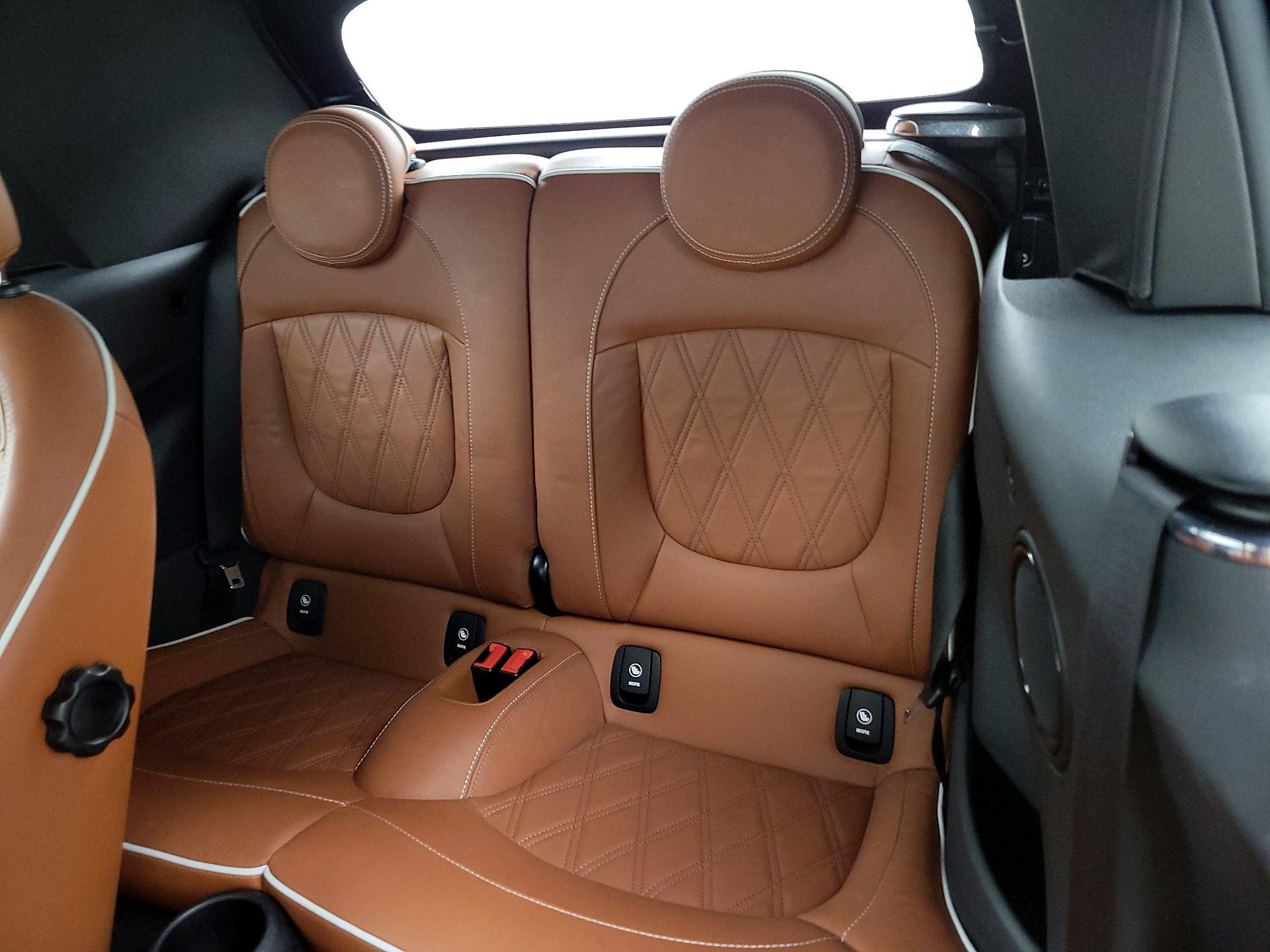 Thumbnail: 2019 MINI Cooper - 19